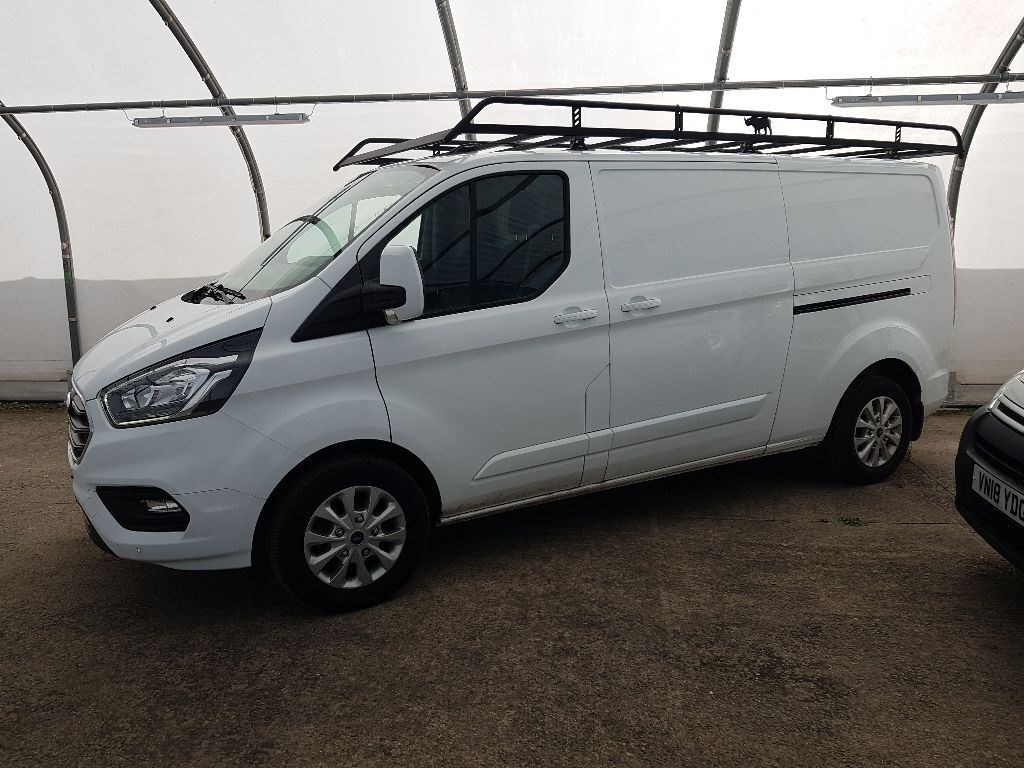 Ford Transit Custom Listing Image