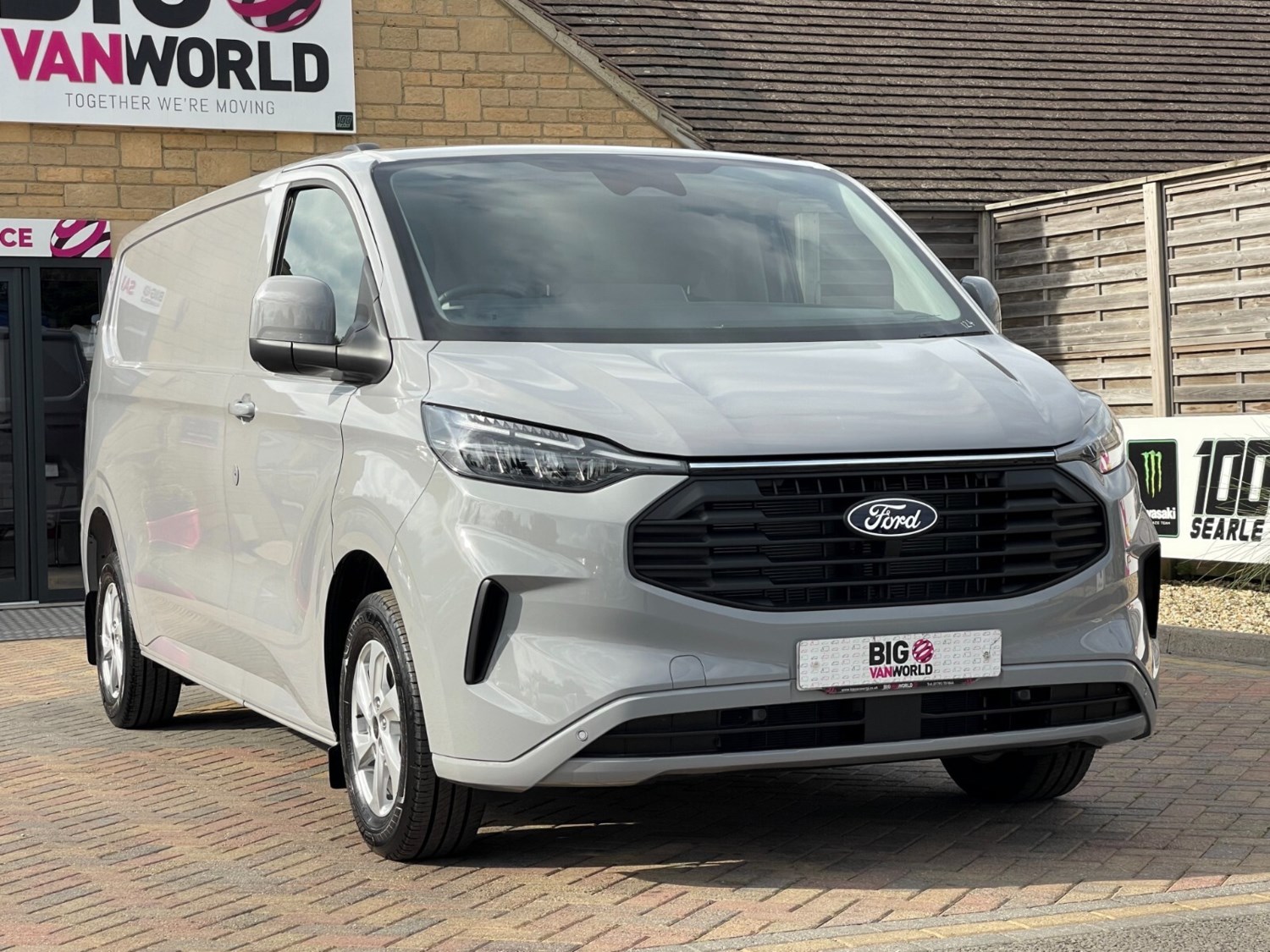 Ford Transit Custom Listing Image