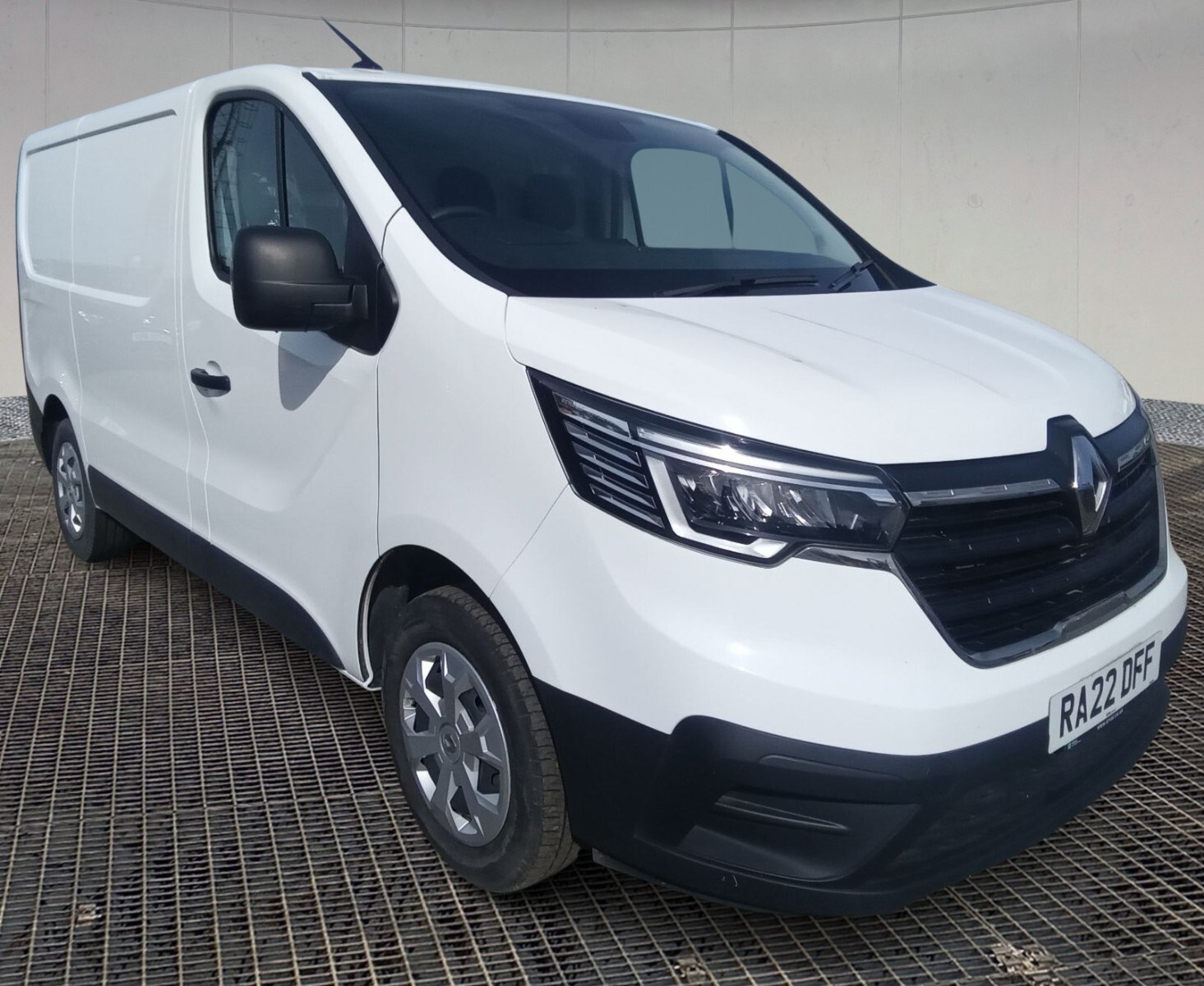 Renault Trafic Listing Image