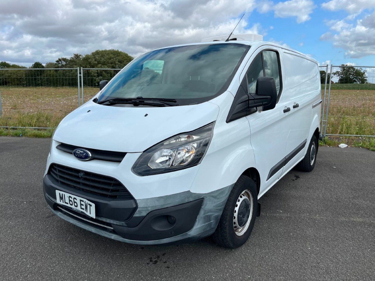 Ford Transit Custom Listing Image