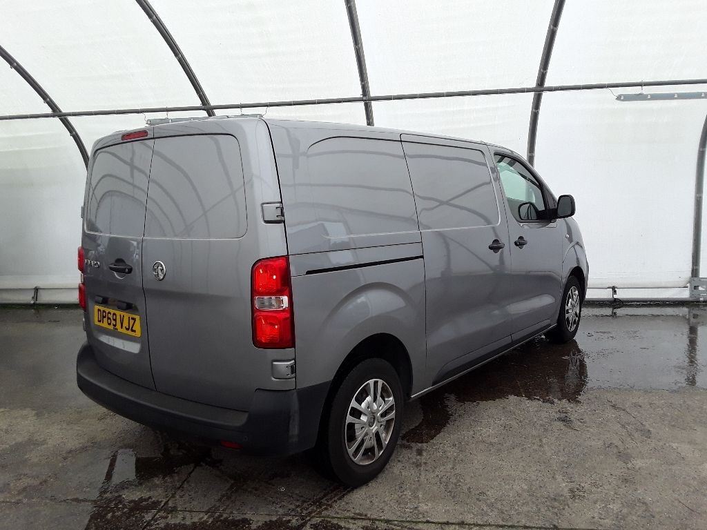 Vauxhall Vivaro Listing Image