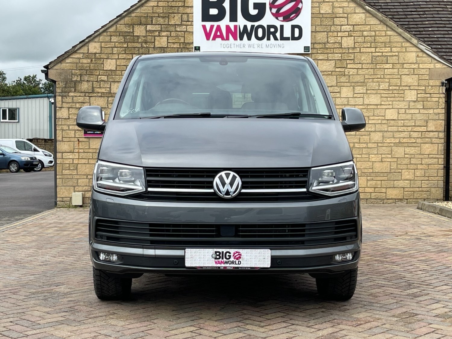 Volkswagen Transporter Listing Image