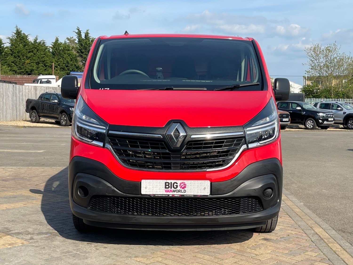 Renault Trafic Listing Image