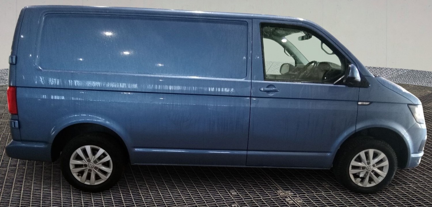 Volkswagen Transporter Listing Image