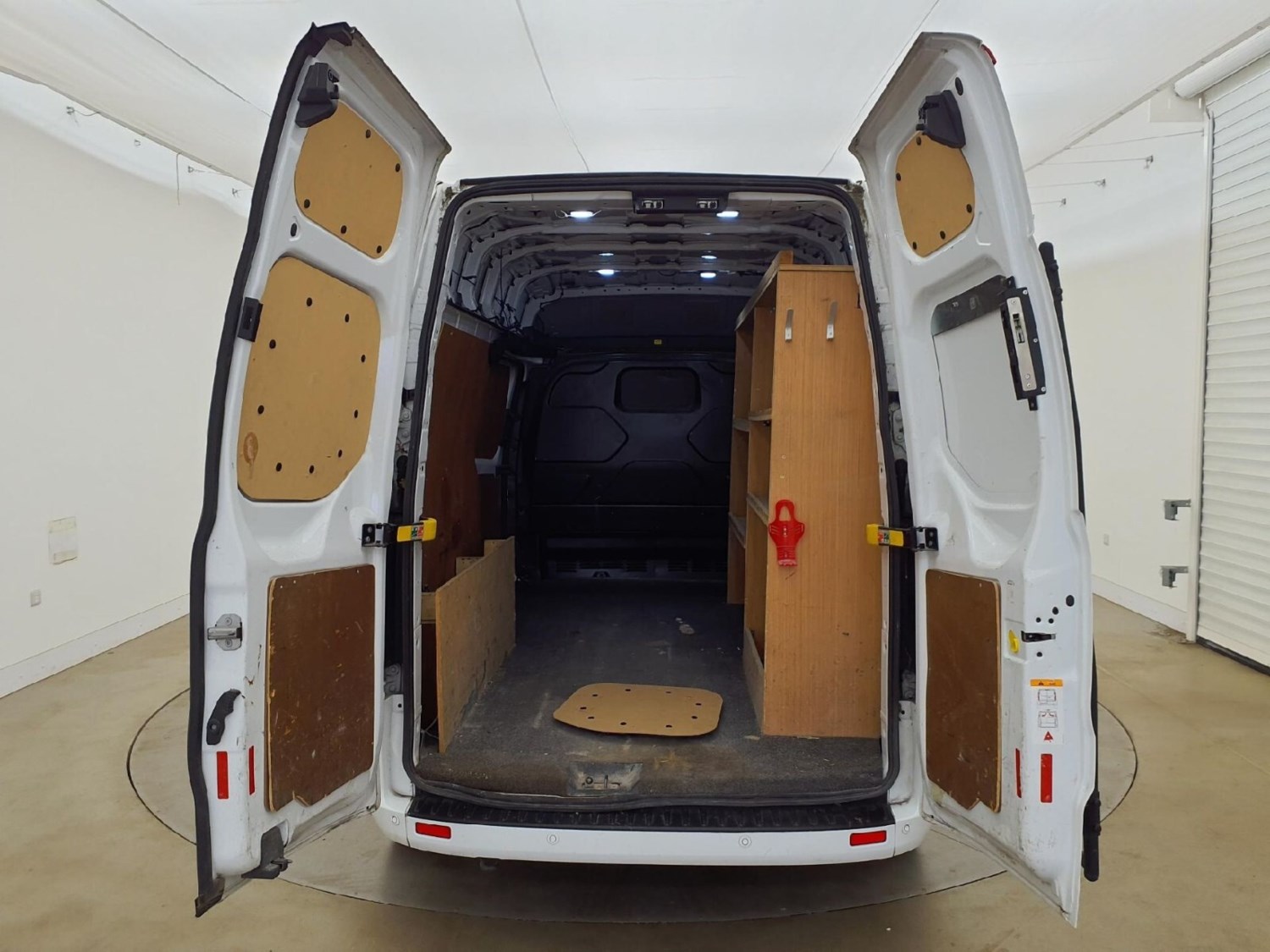 Ford Transit Custom Listing Image