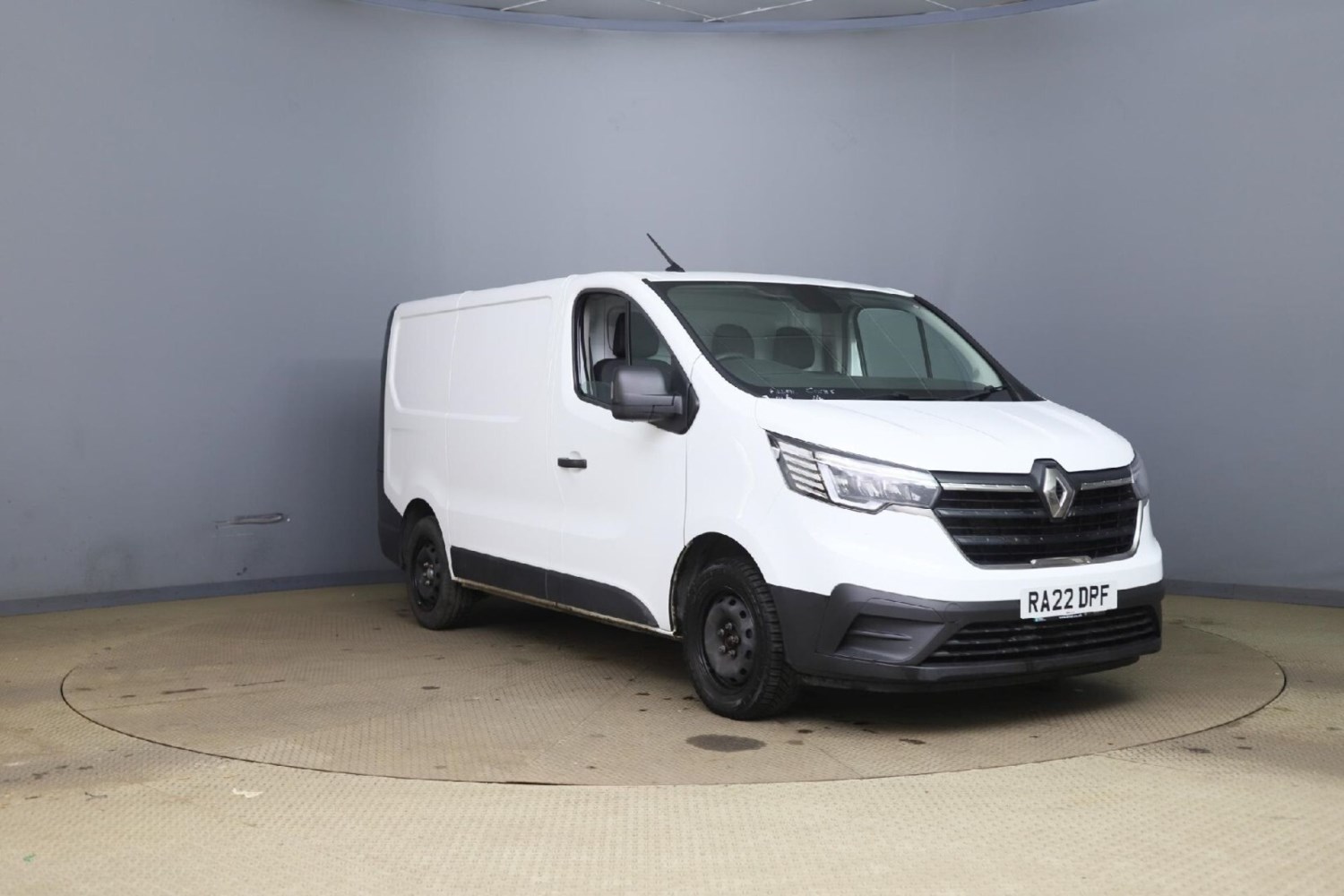 Renault Trafic Listing Image