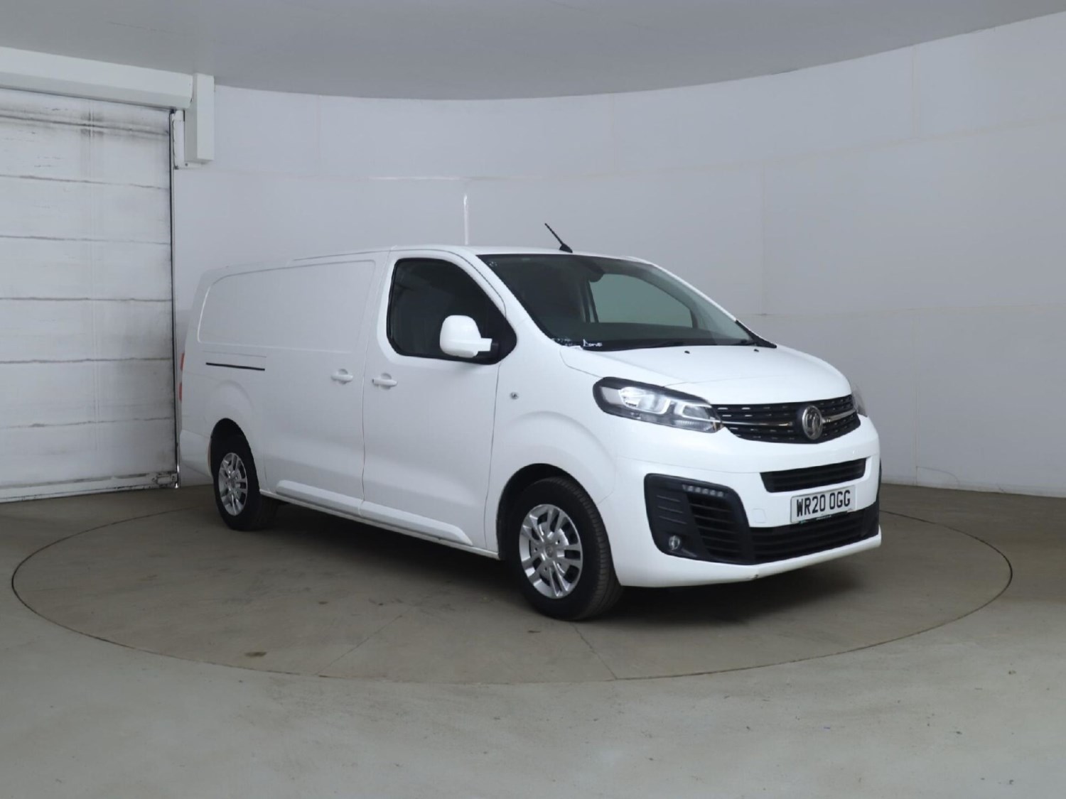 Vauxhall Vivaro Listing Image