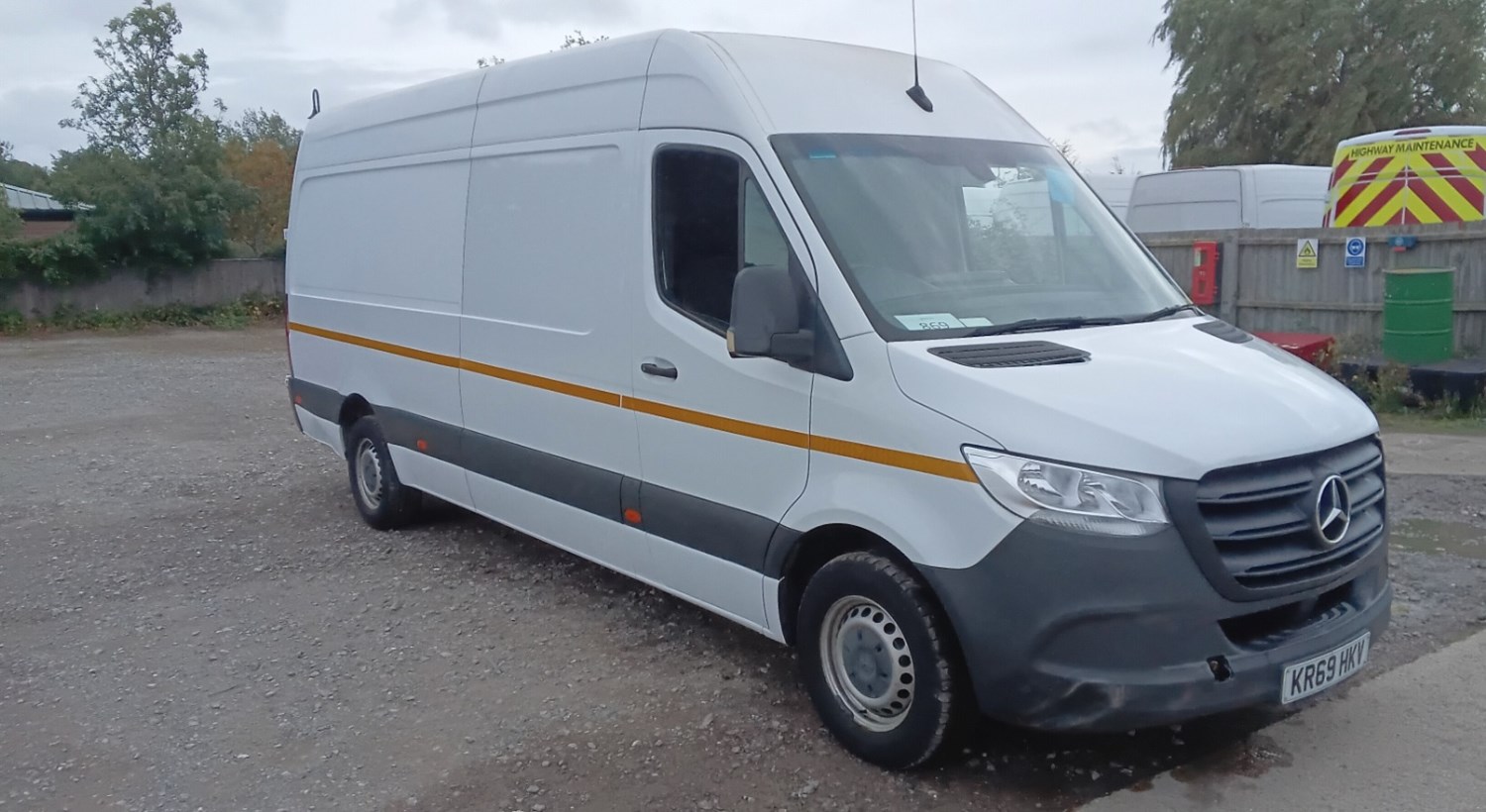 Mercedes-Benz Sprinter Listing Image