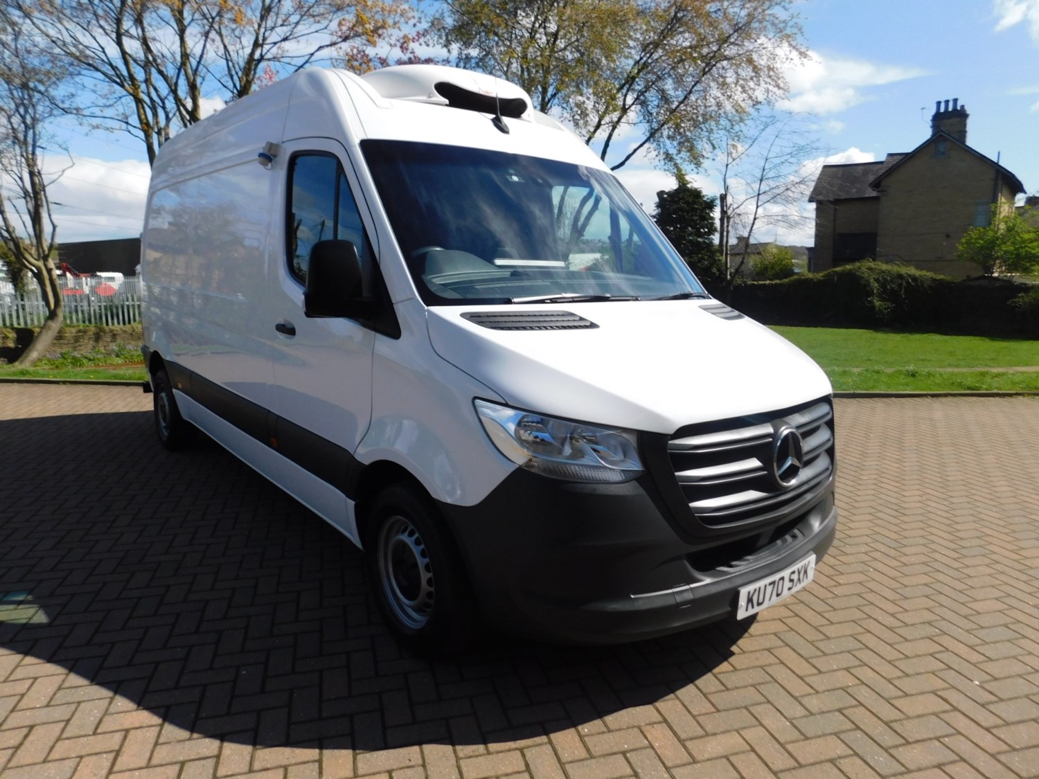 Mercedes-Benz Sprinter Listing Image