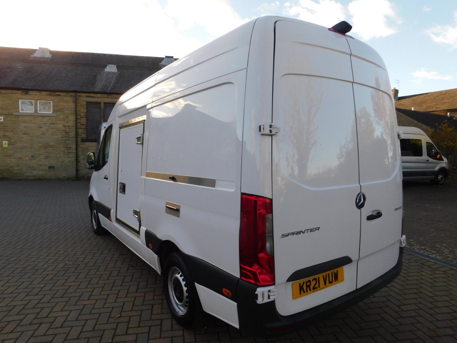 Mercedes-Benz Sprinter Listing Image