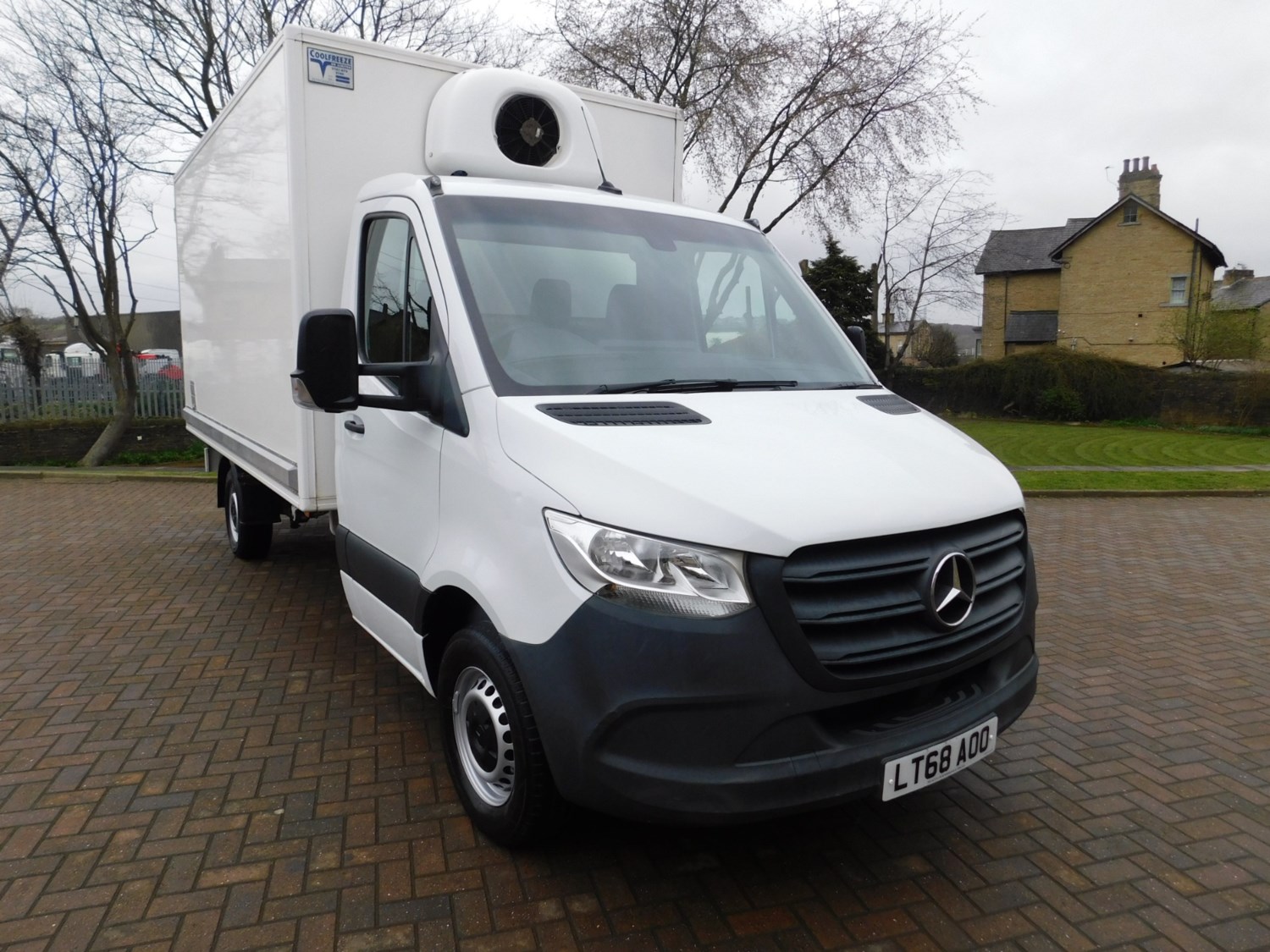 Mercedes-Benz Sprinter Listing Image