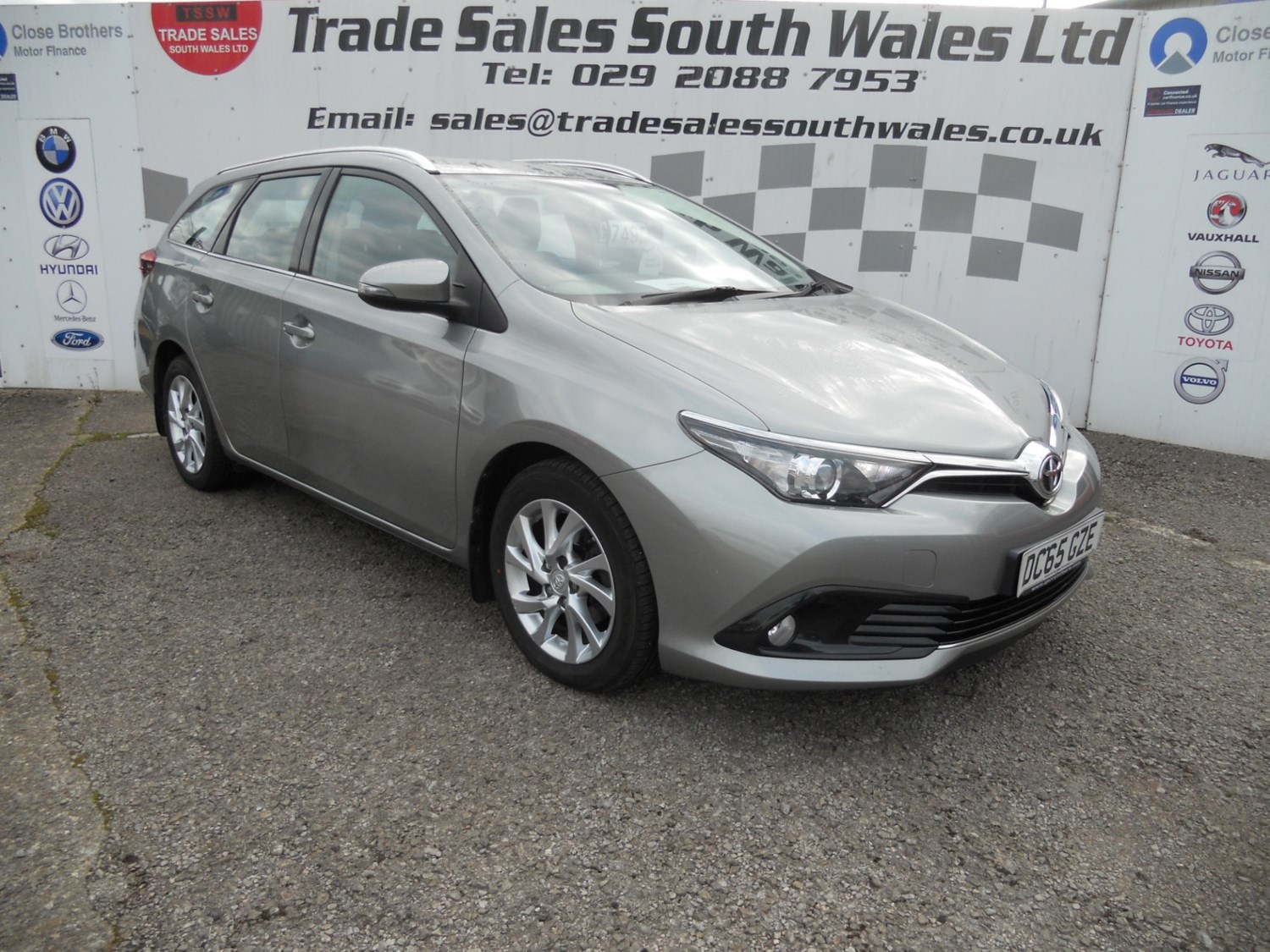 Toyota Auris Listing Image