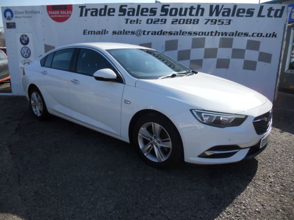2017 (67) Vauxhall Insignia 2.0 Turbo D Tech Line Nav 5dr APPLE CAR PLAY For Sale In Trethomas, Caerphilly