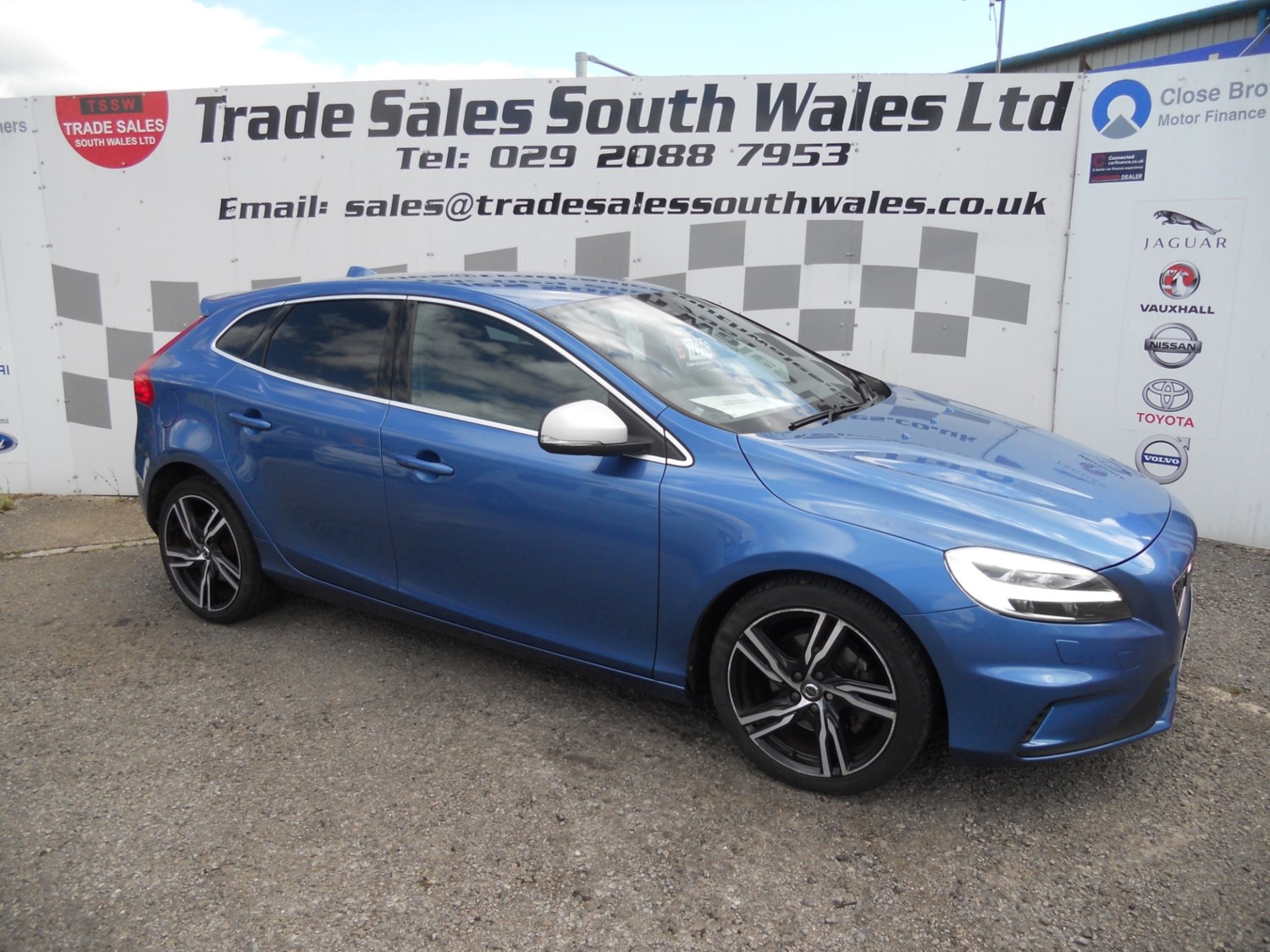 Volvo V40 Listing Image