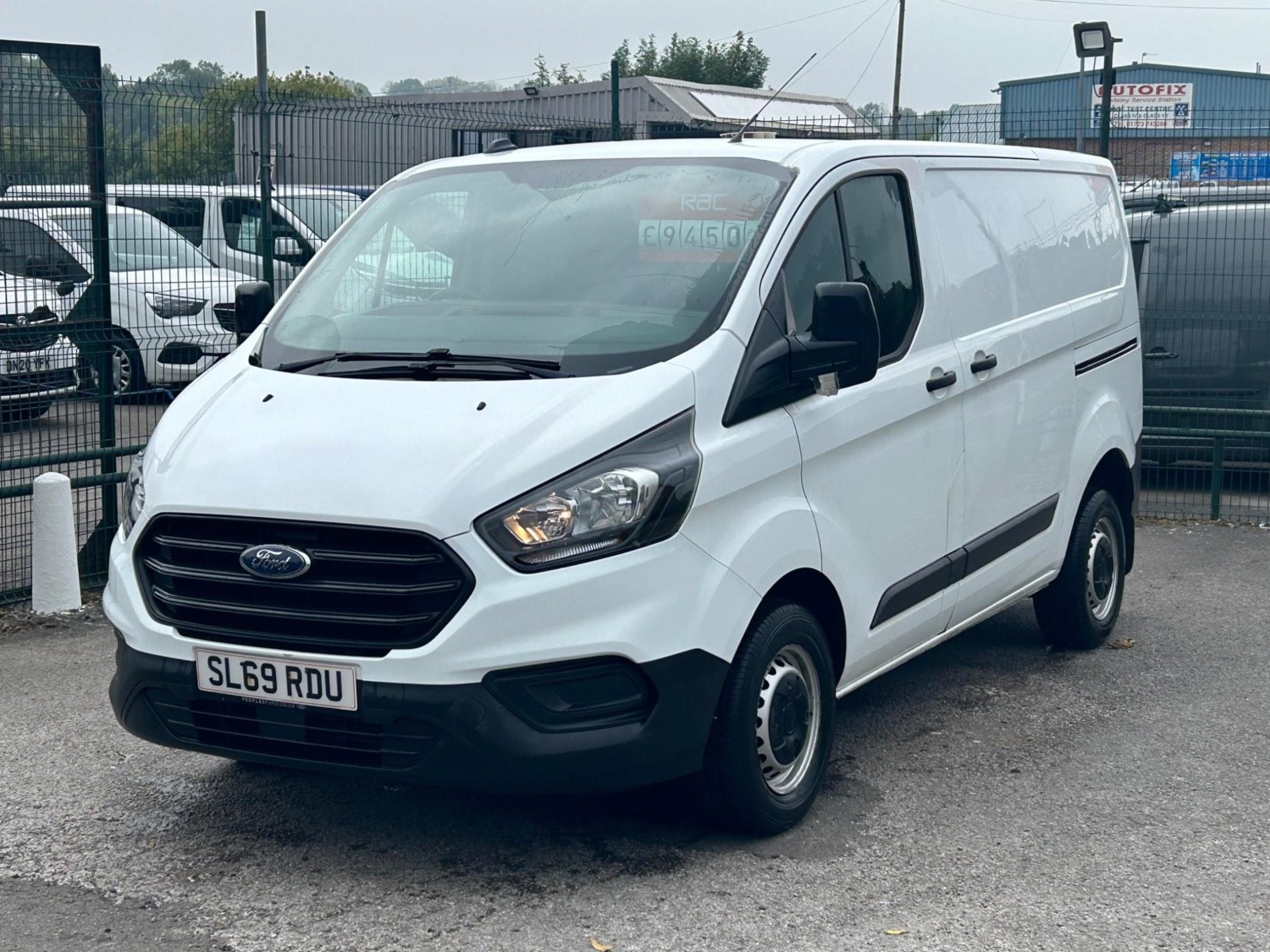 Ford Transit Custom Listing Image