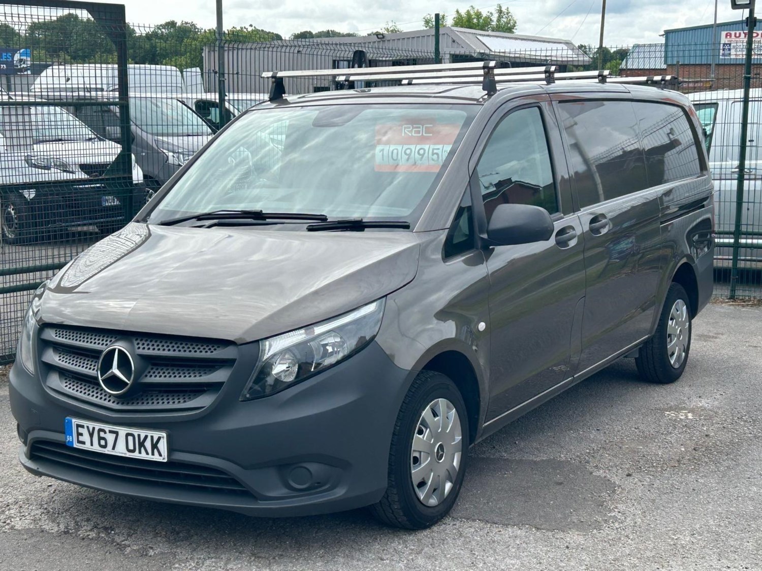 Mercedes-Benz Vito Listing Image