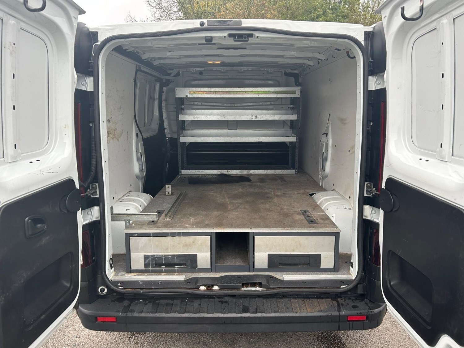 Vauxhall Vivaro Listing Image