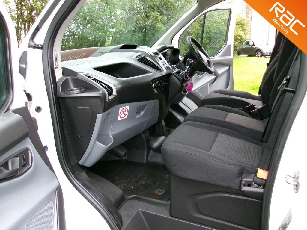 Ford Transit Custom Listing Image