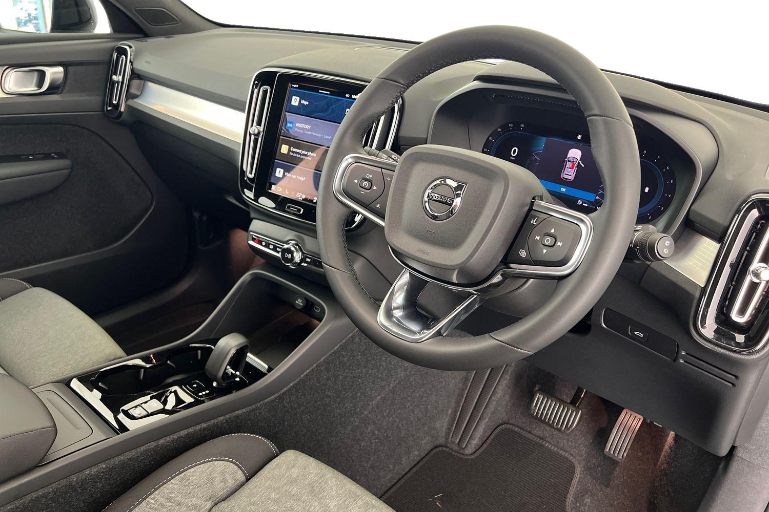 Volvo XC40 Listing Image