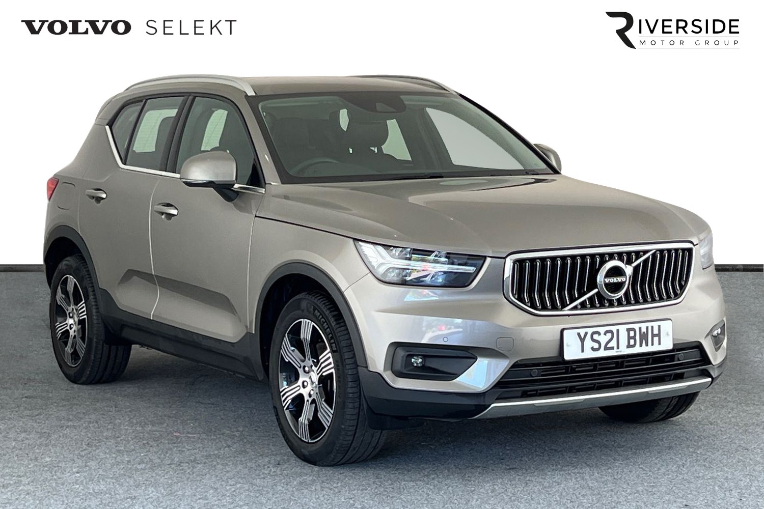 Volvo XC40 Listing Image