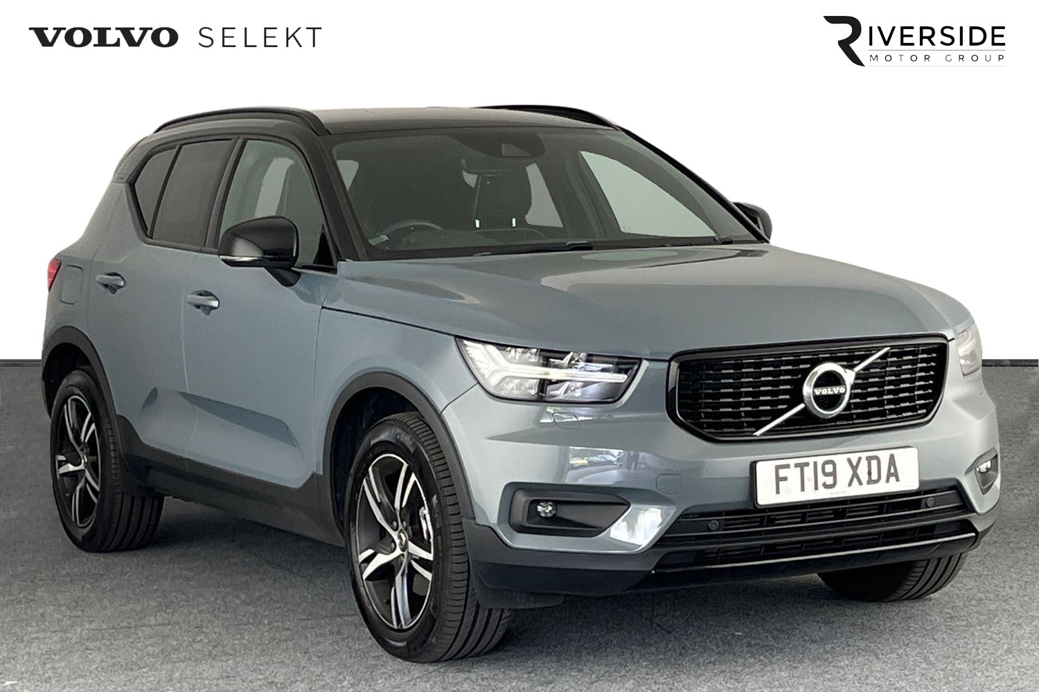 Volvo XC40 Listing Image