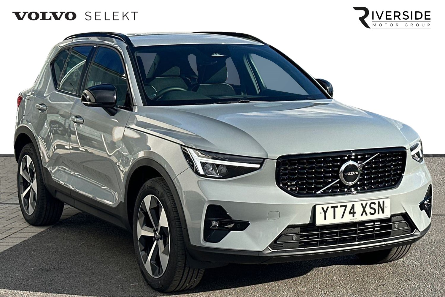 Volvo XC40 Listing Image