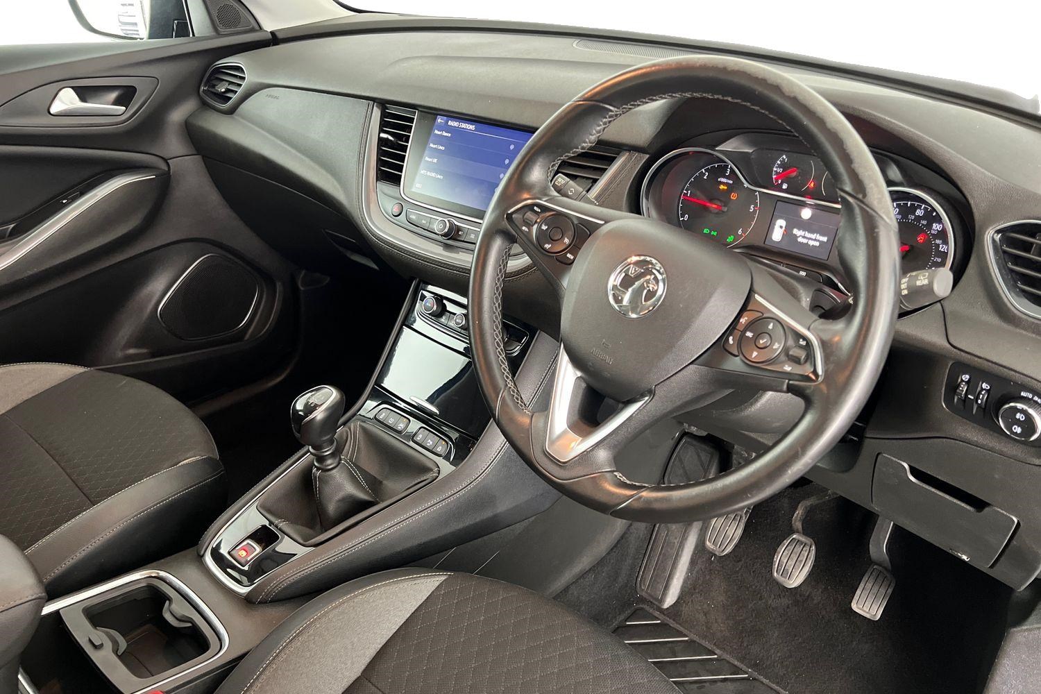 Vauxhall Grandland X Listing Image