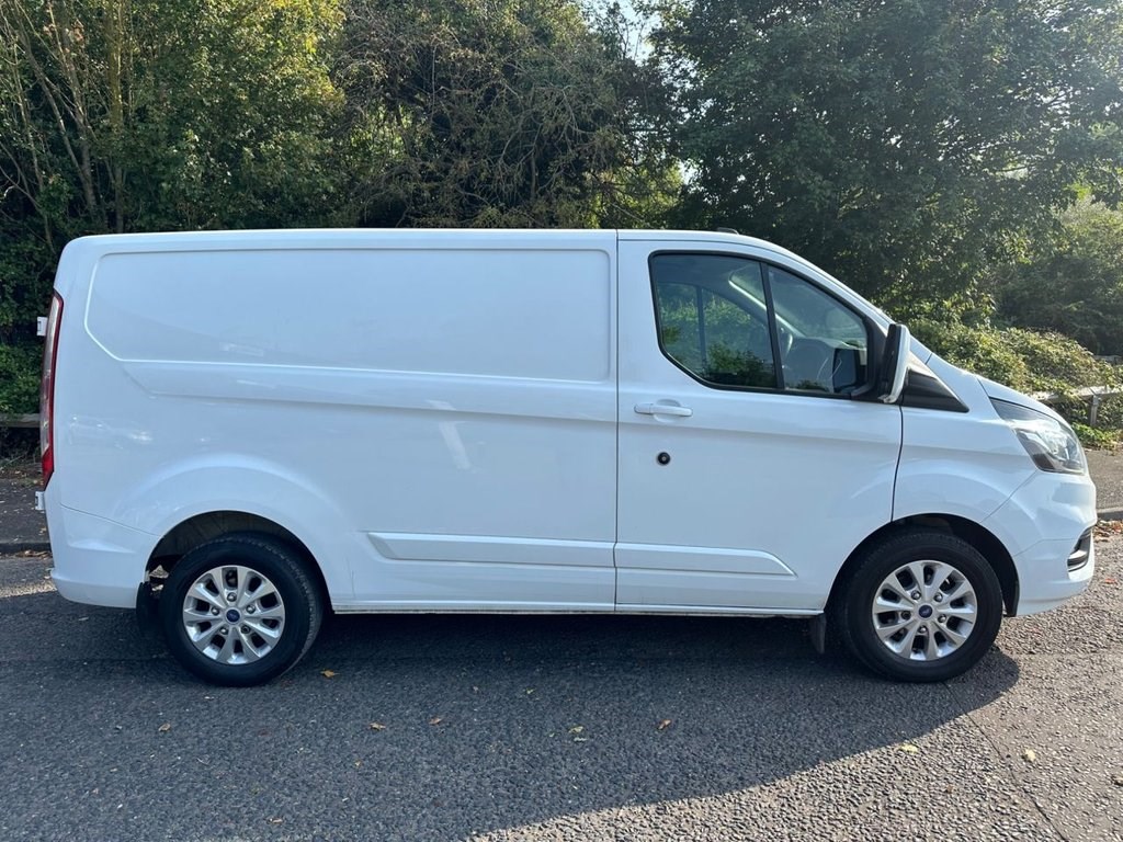 Ford Transit Custom Listing Image