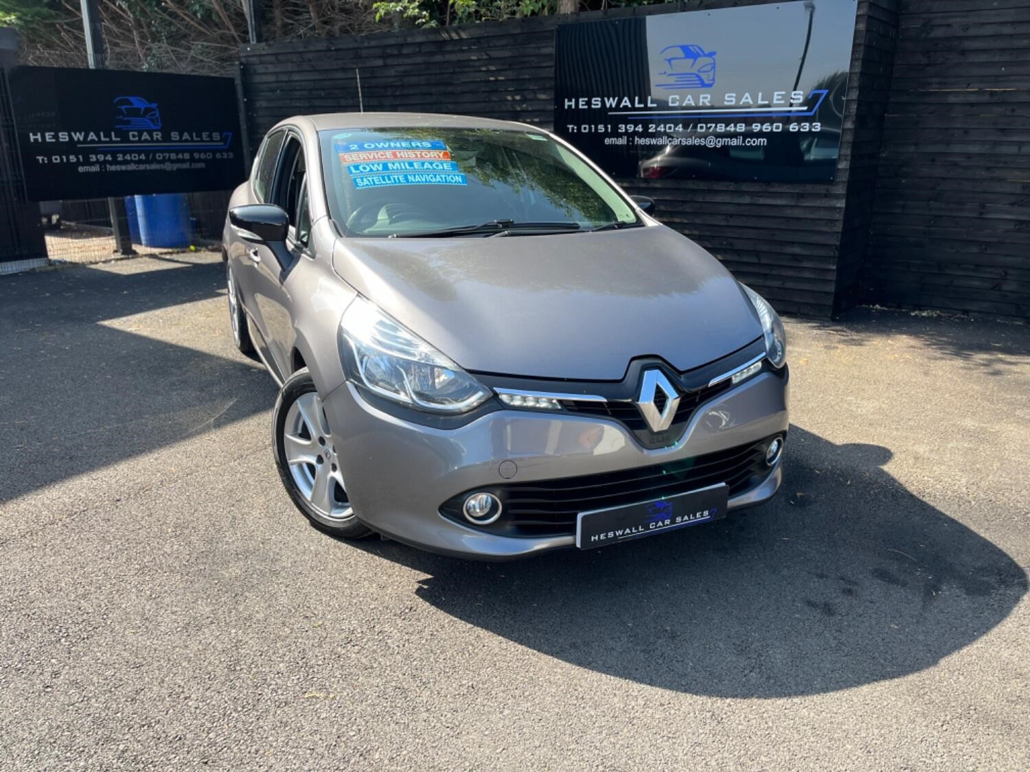 Renault Clio Listing Image