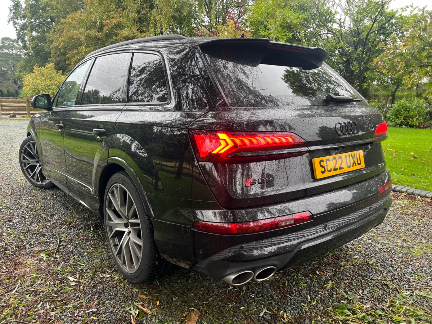 Audi Q7 Listing Image