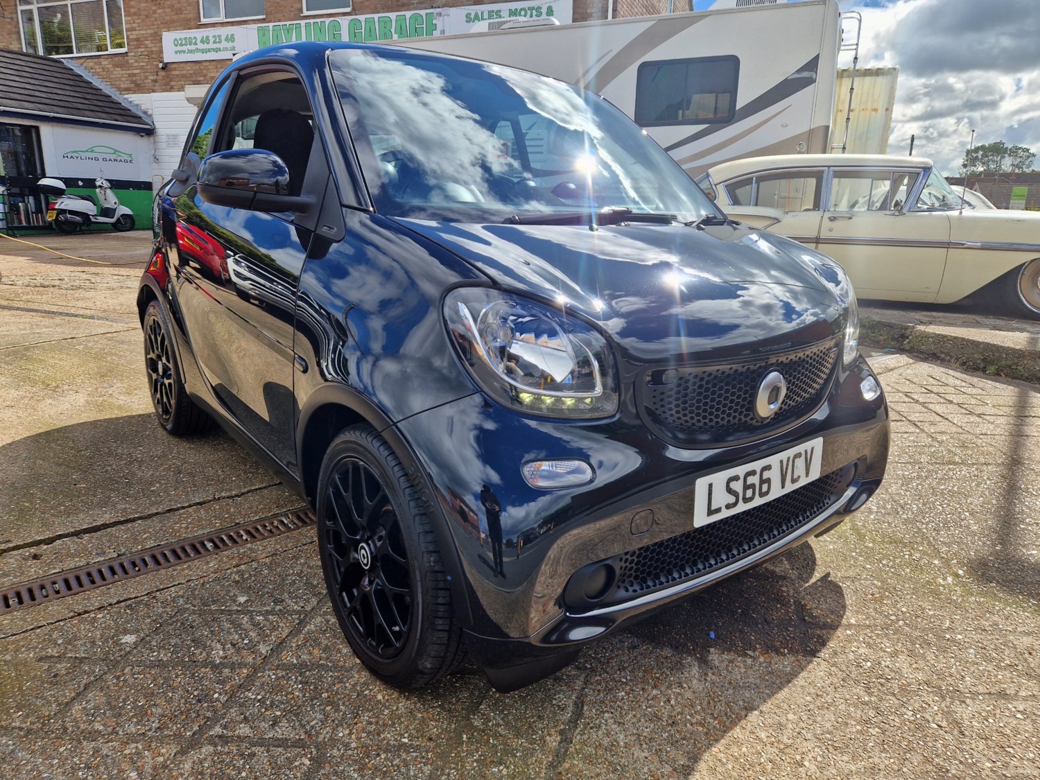 Smart fortwo Listing Image