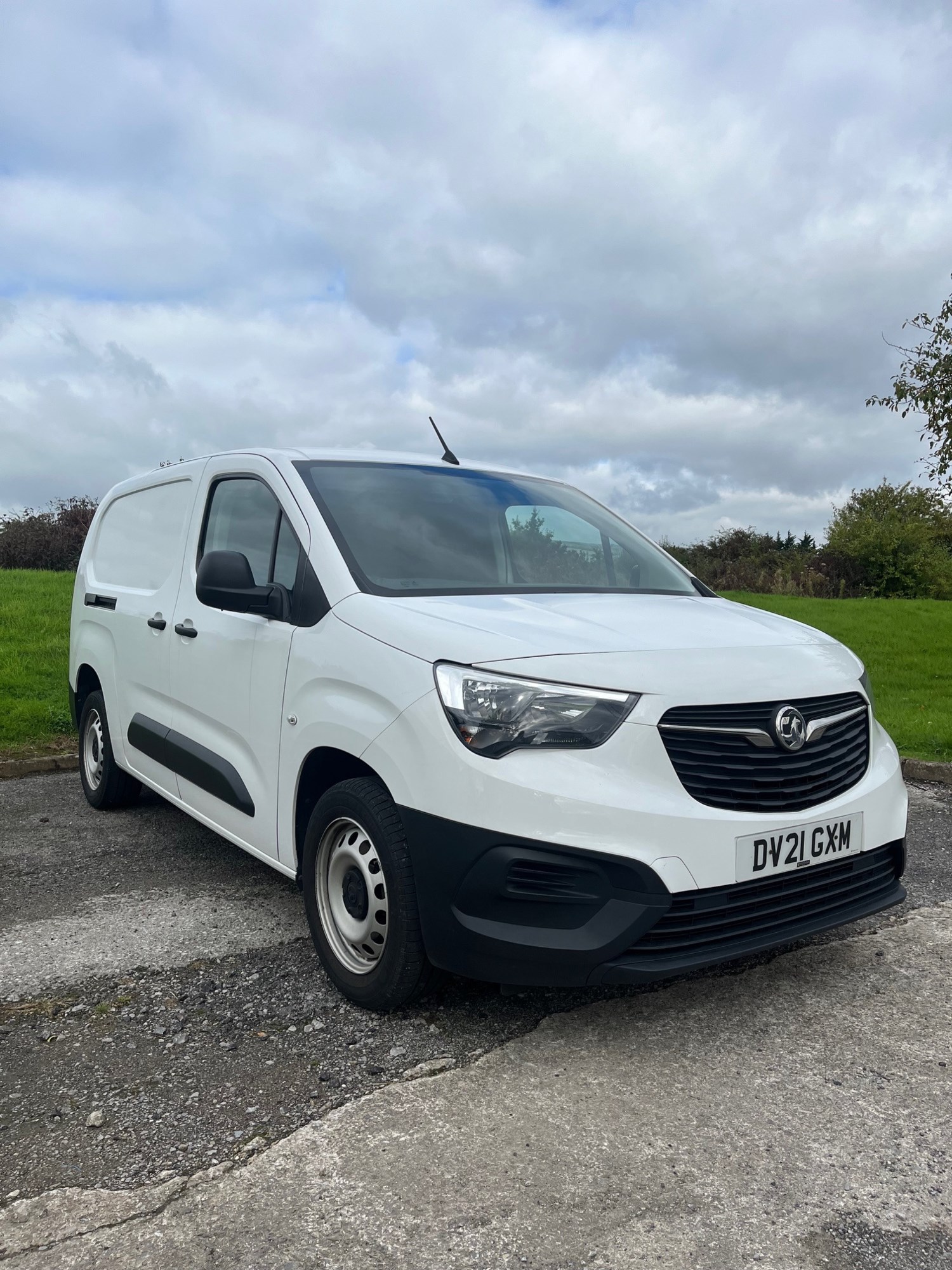 Vauxhall Combo Listing Image