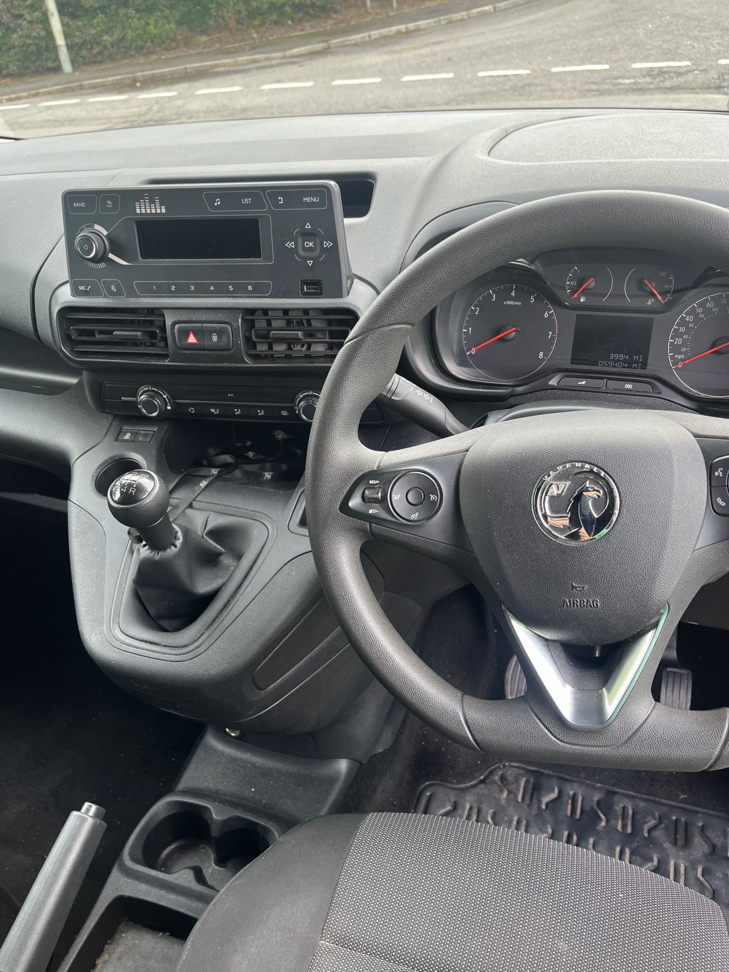 Vauxhall Combo Listing Image