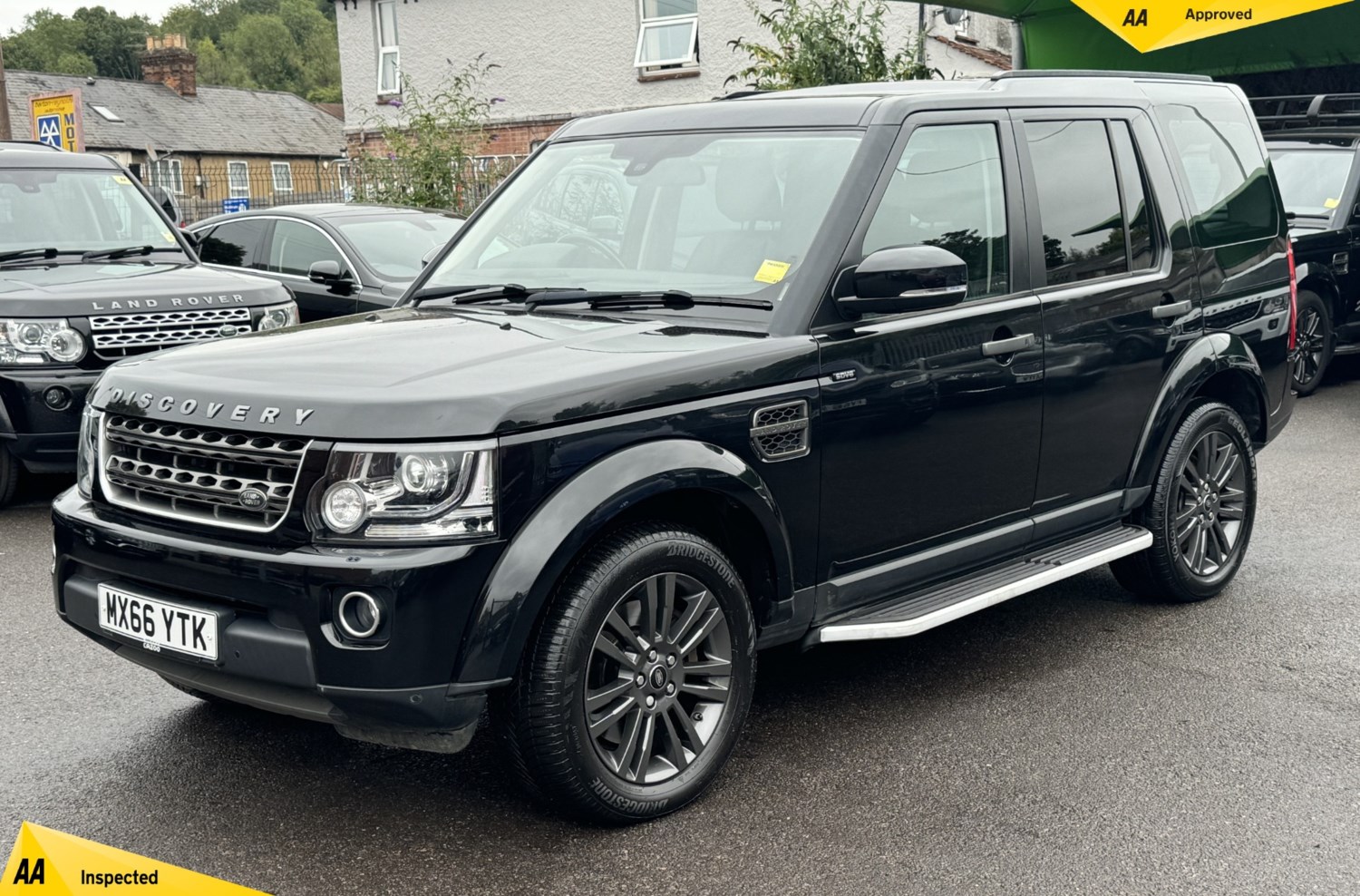 Land Rover Discovery Listing Image