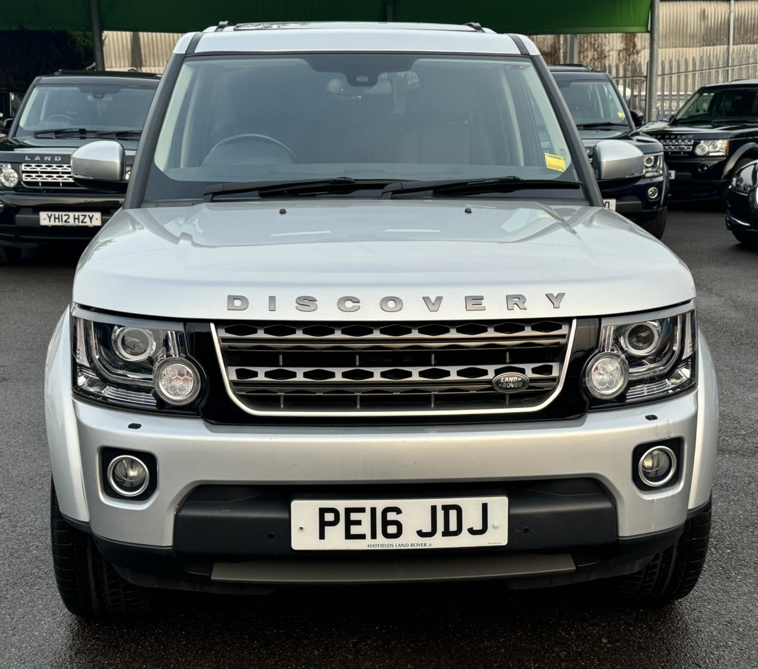 Land Rover Discovery Listing Image