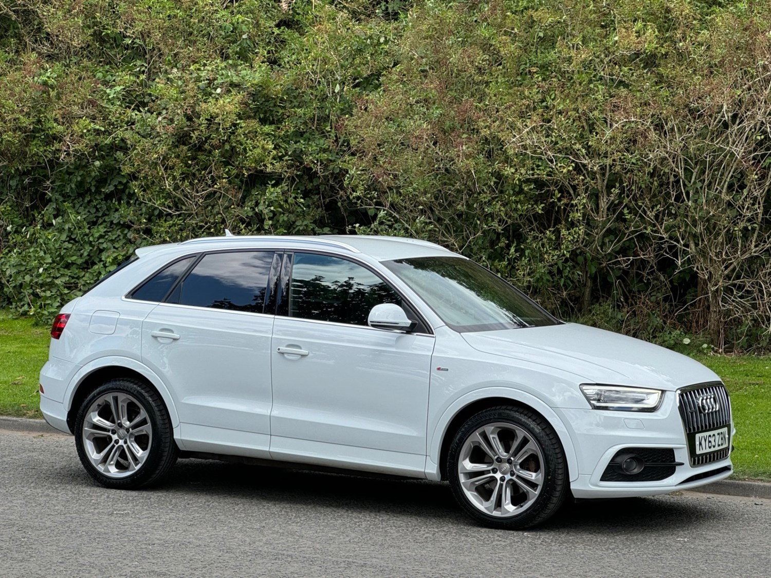 Audi Q3 Listing Image