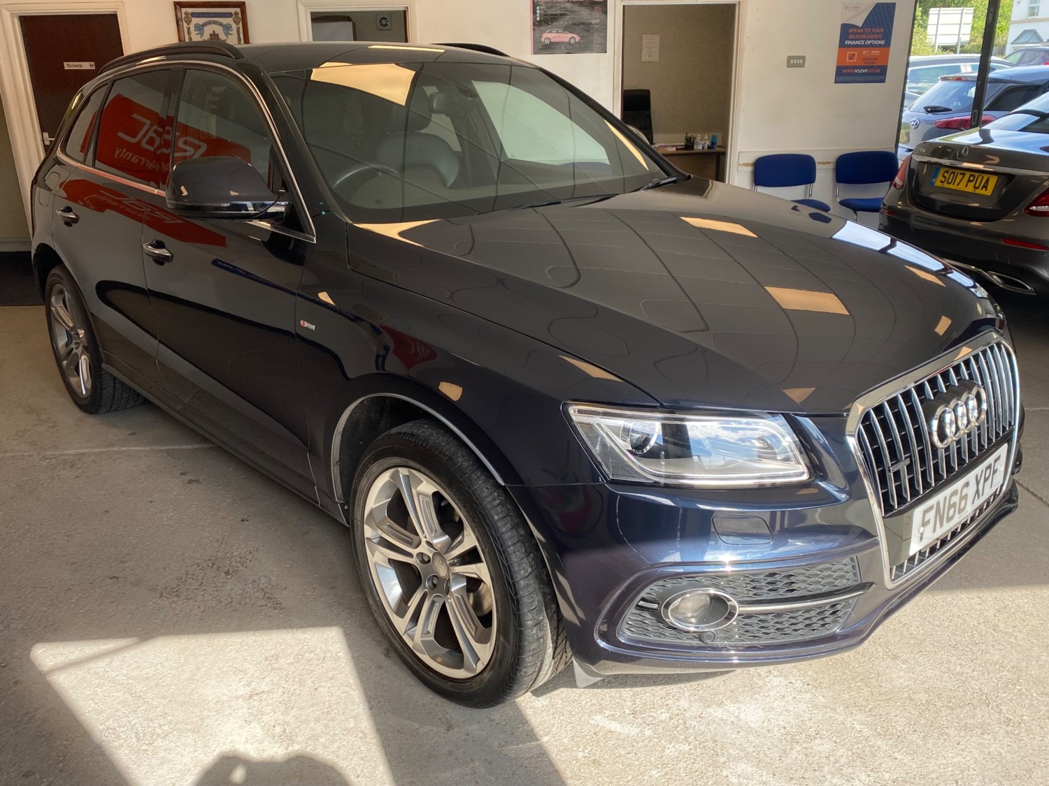 Audi Q5 Listing Image