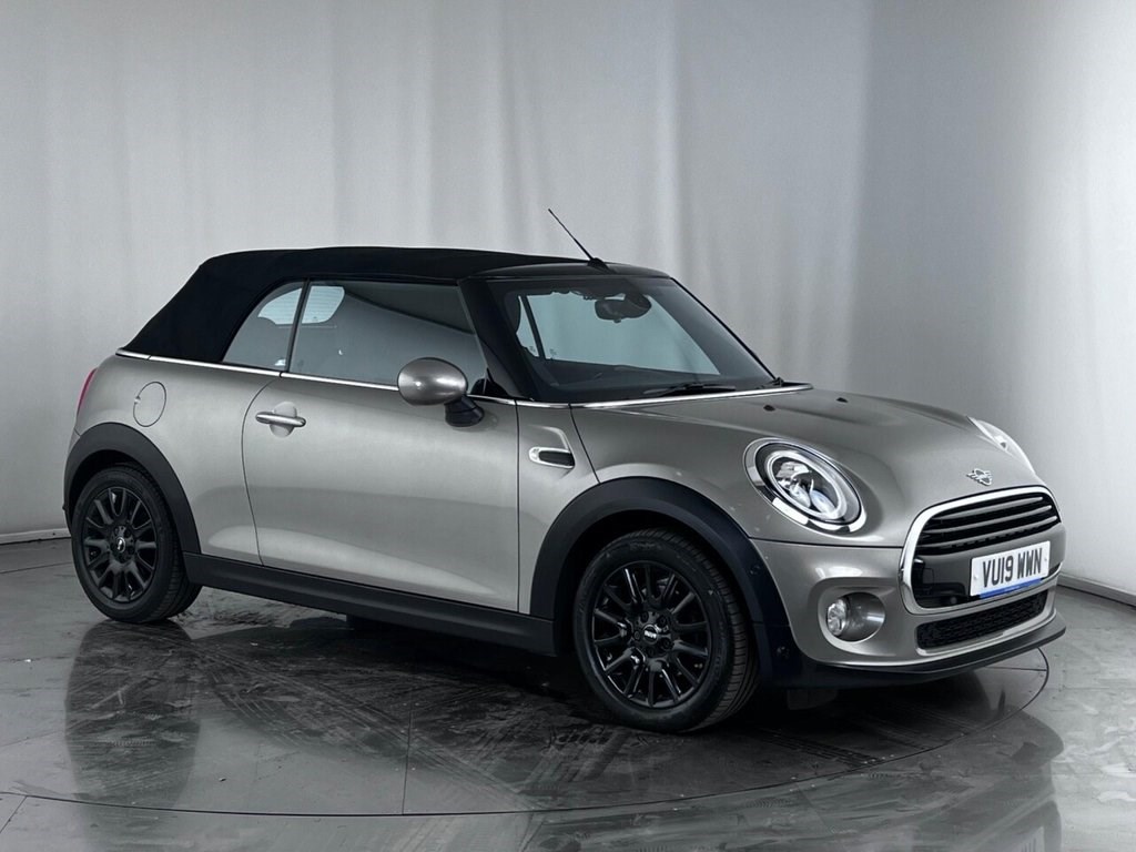 MINI Convertible Listing Image