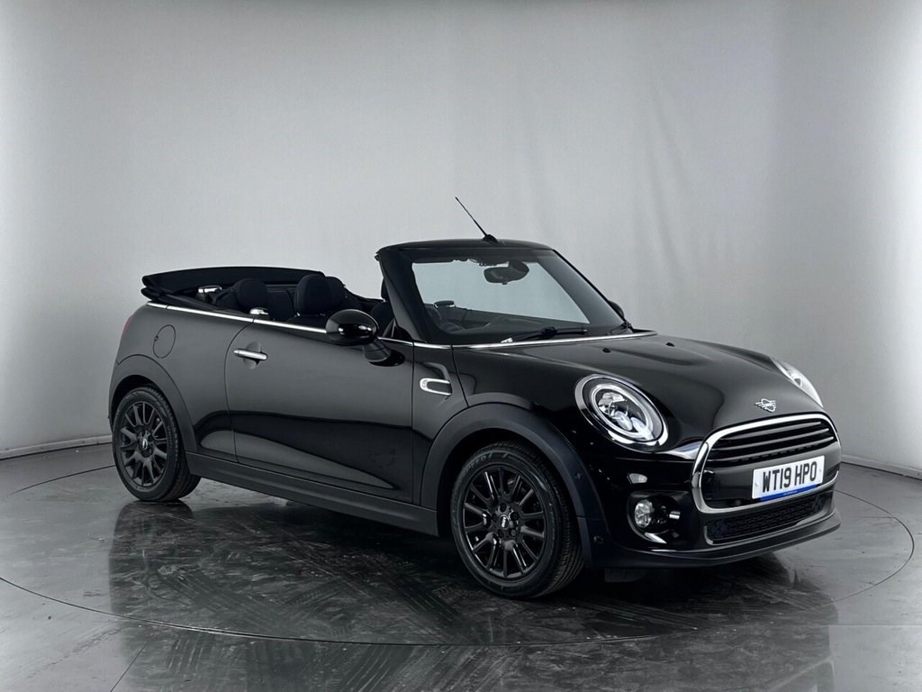 MINI Convertible Listing Image