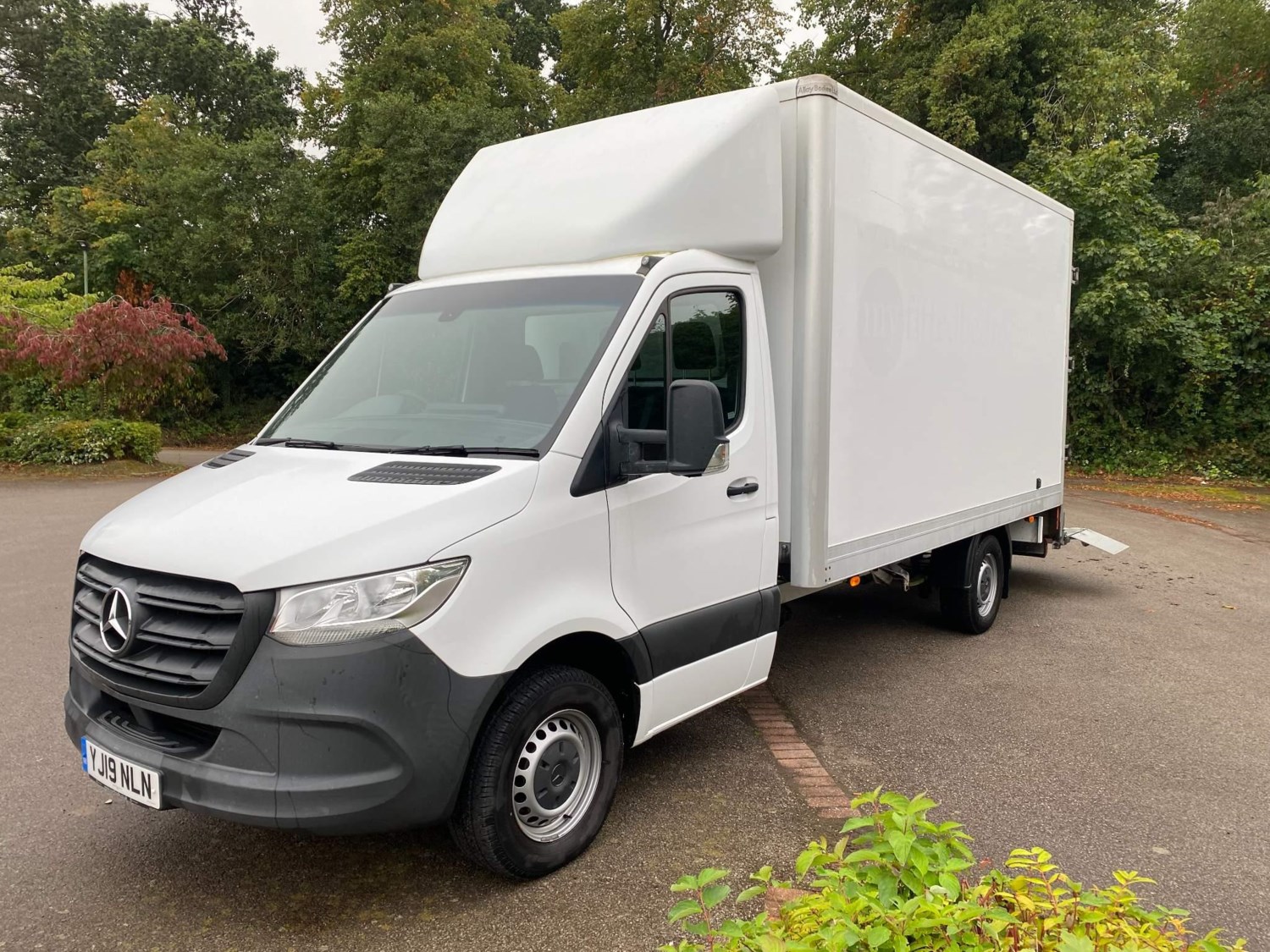 Mercedes-Benz Sprinter Listing Image