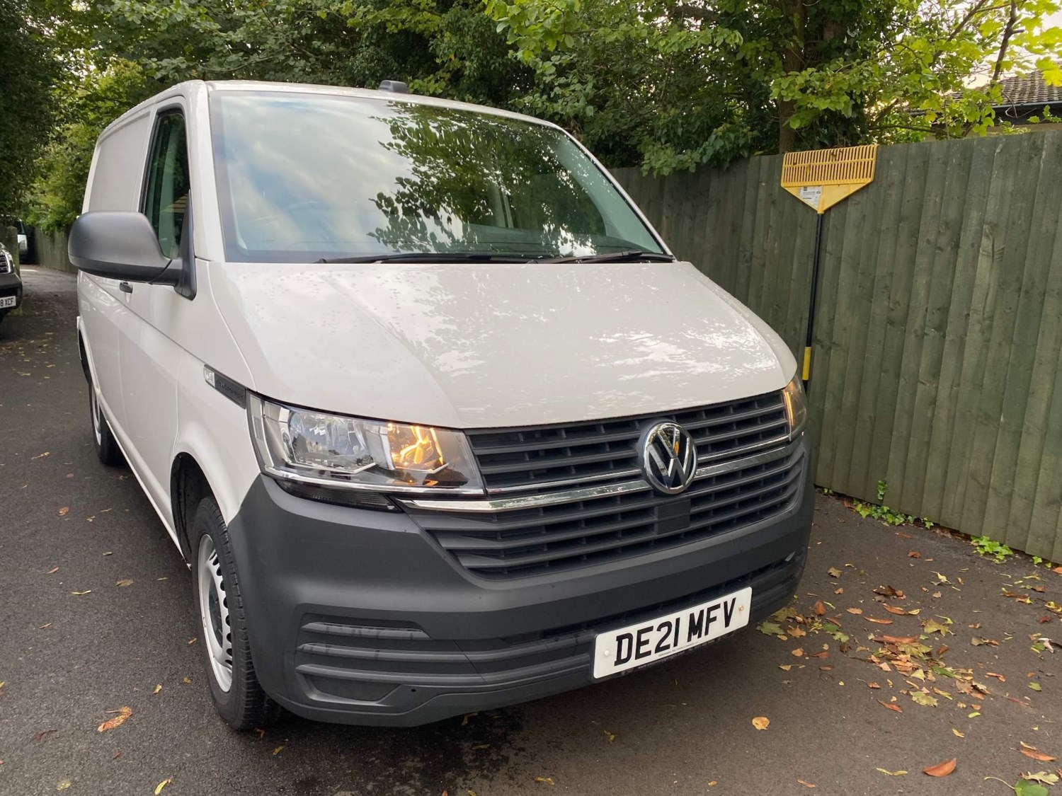 Volkswagen Transporter Listing Image