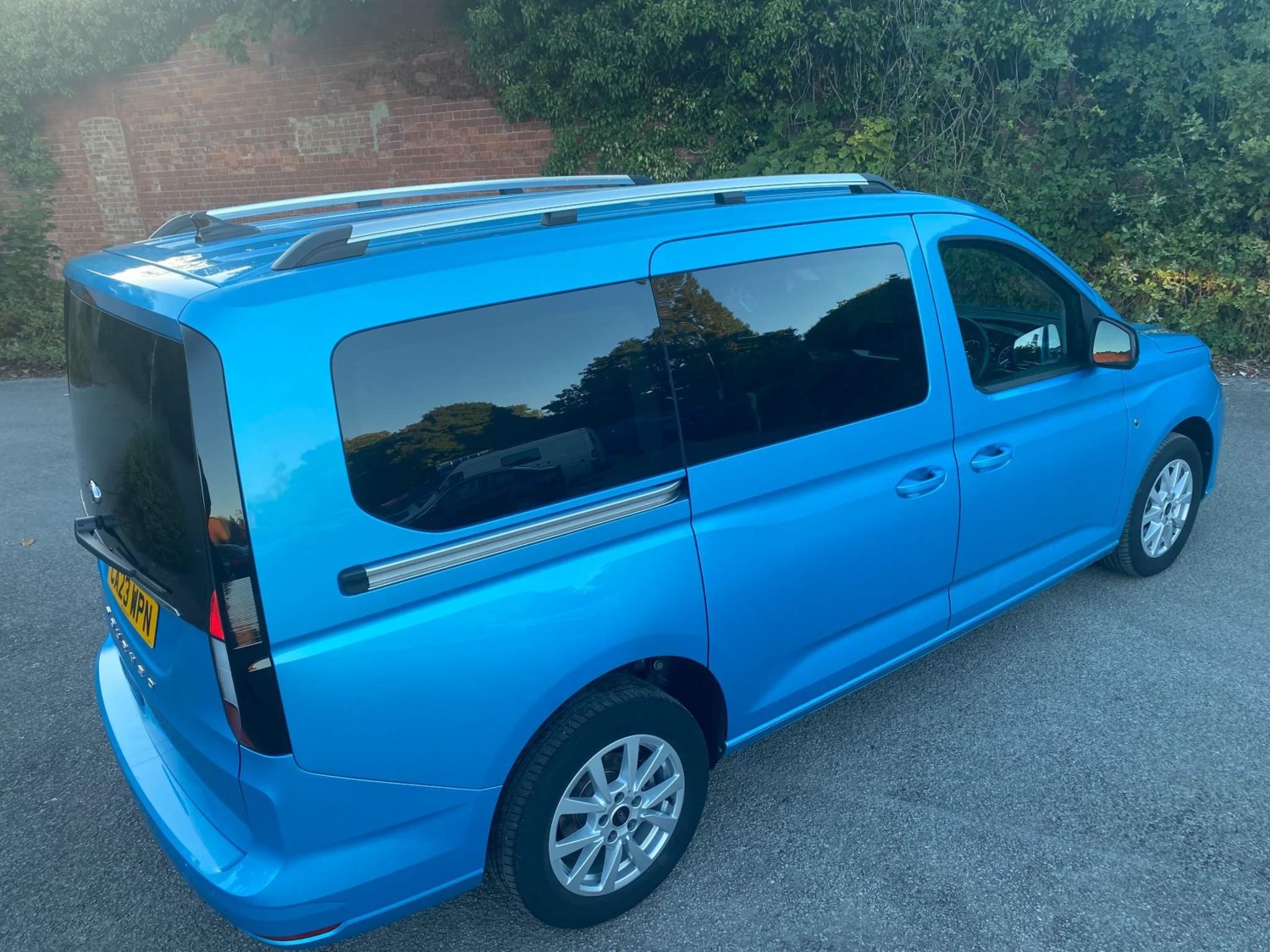 Ford Tourneo Connect Listing Image