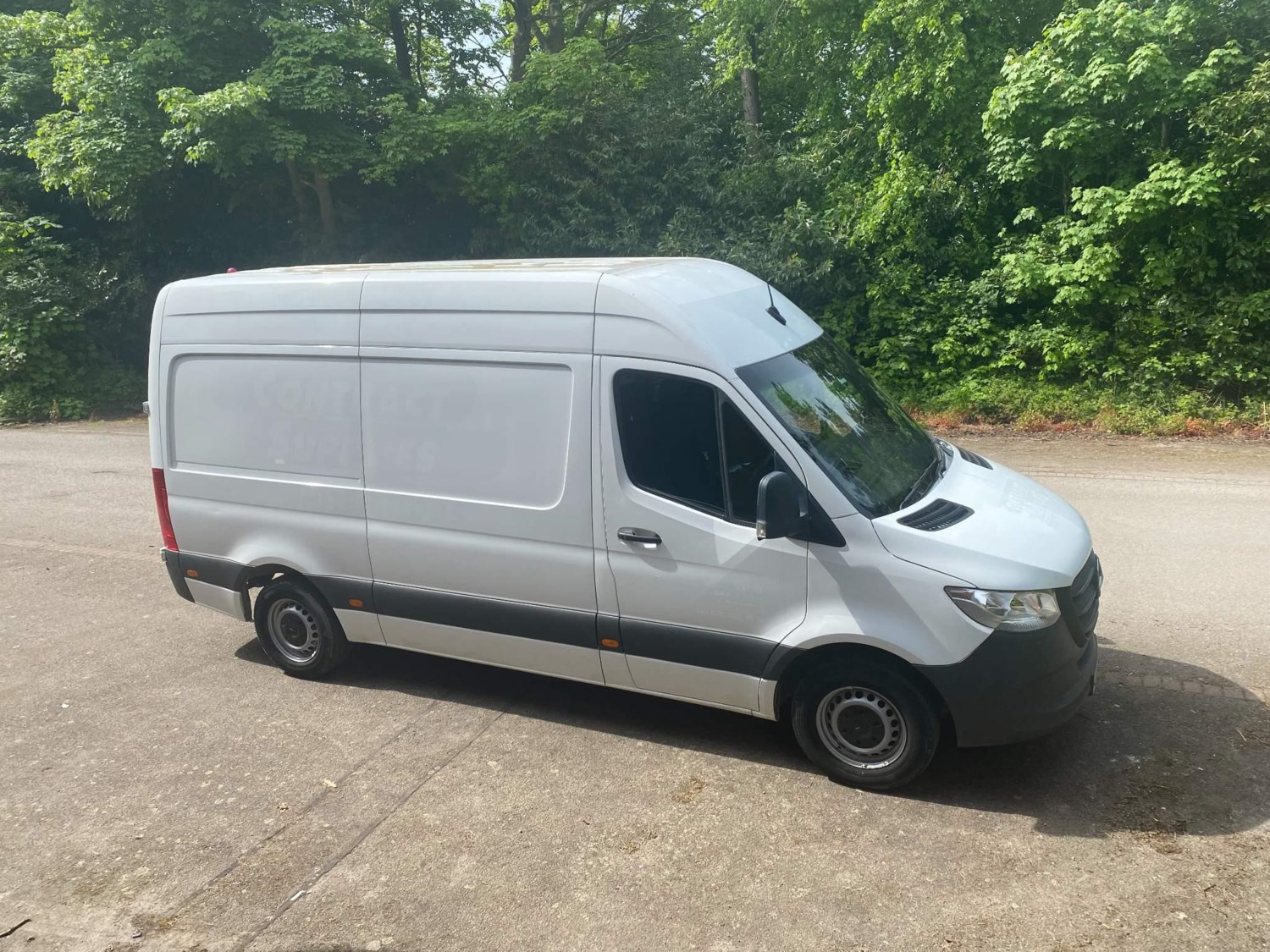 Mercedes-Benz Sprinter Listing Image