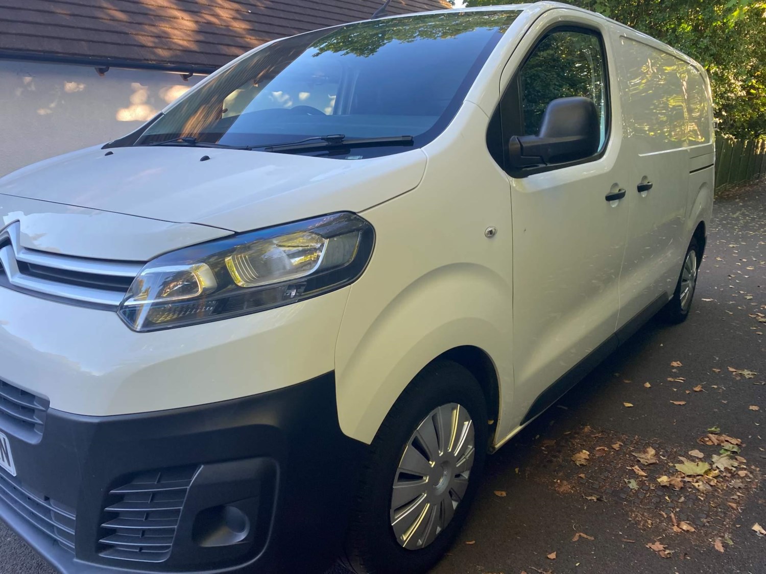 Citroen Dispatch Listing Image