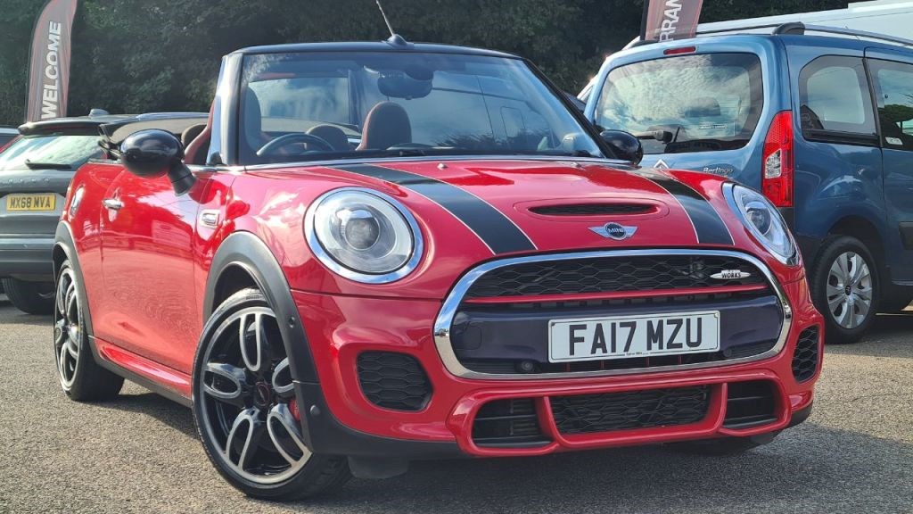 MINI Convertible Listing Image