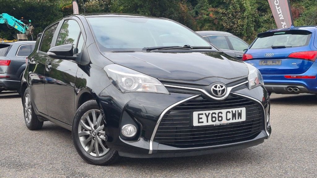 Toyota Yaris Listing Image