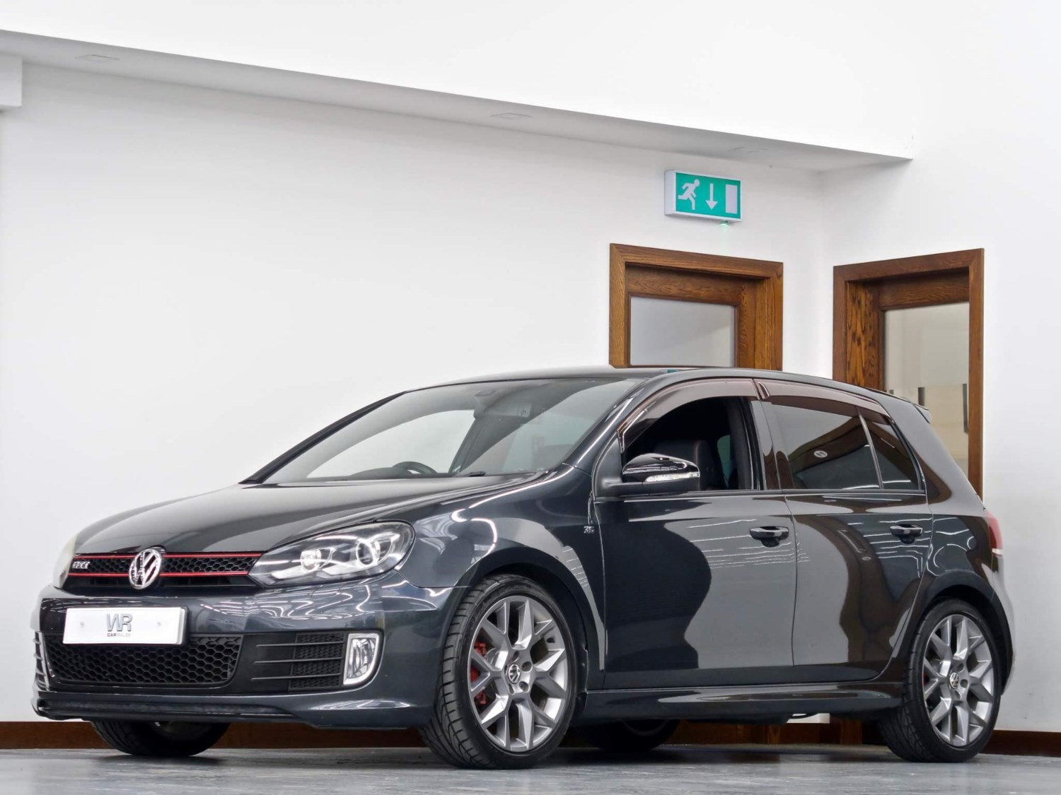 Volkswagen Golf Listing Image