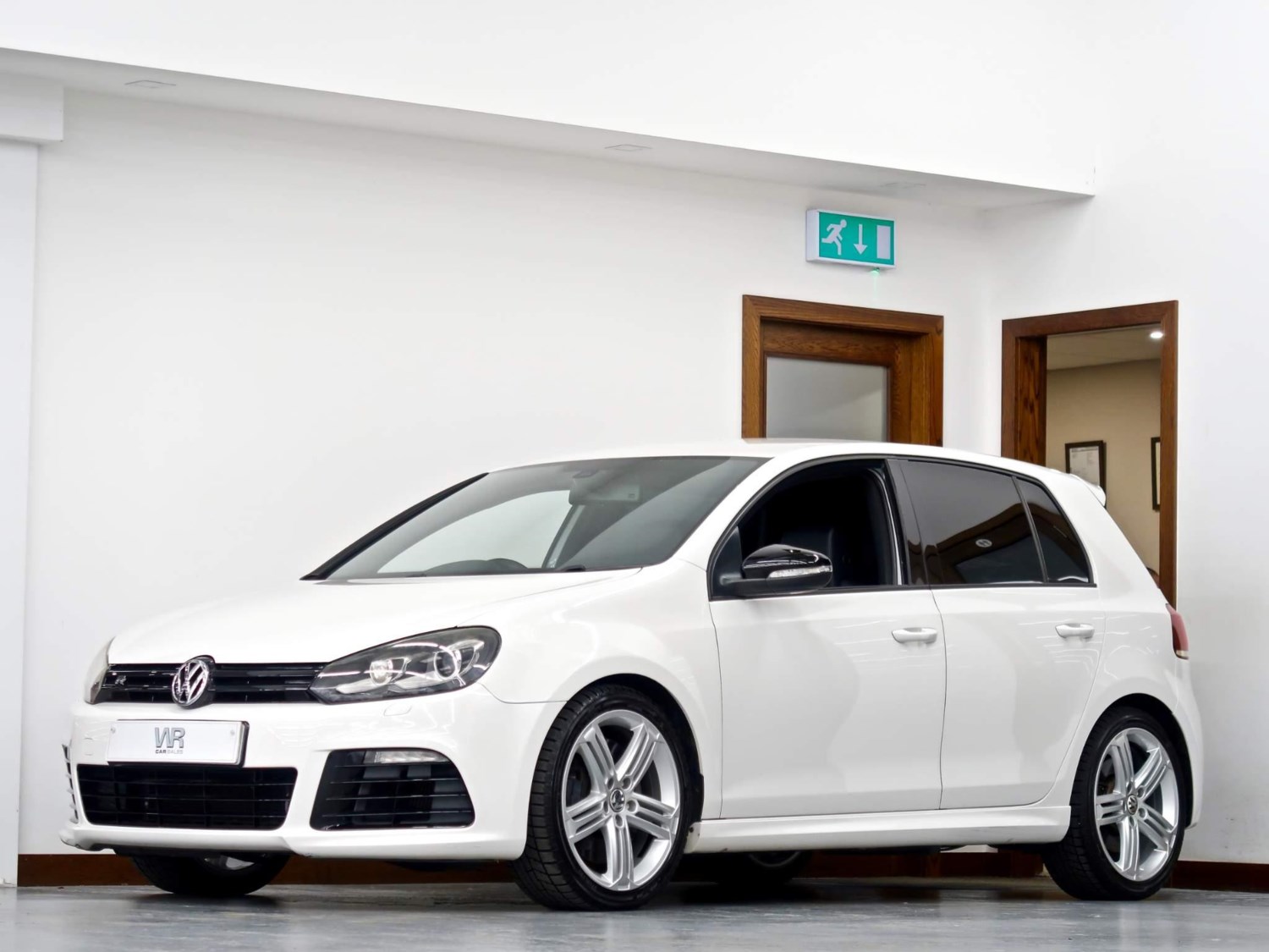 Volkswagen Golf Listing Image