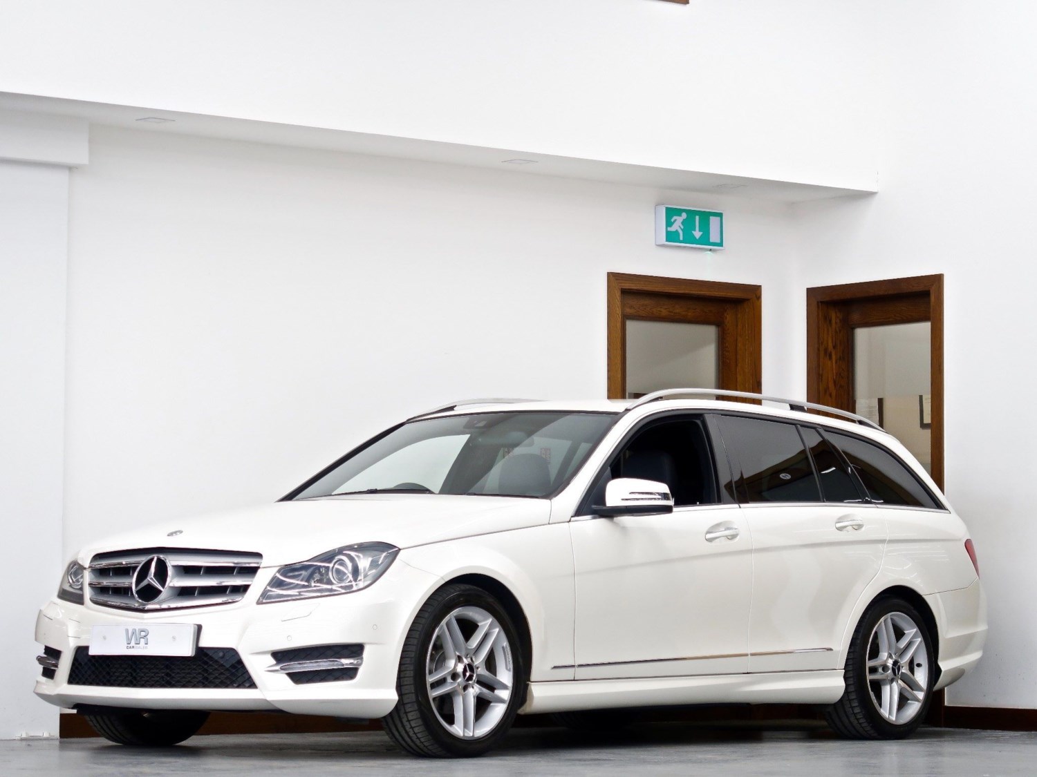 Mercedes-Benz C-Class Listing Image