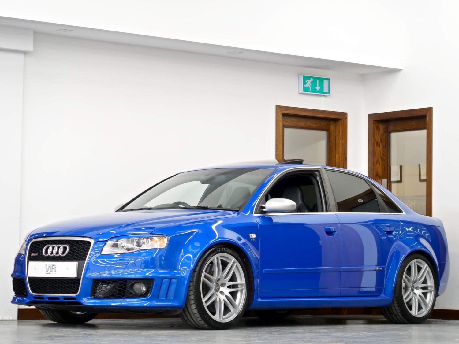 Audi RS4 Listing Image